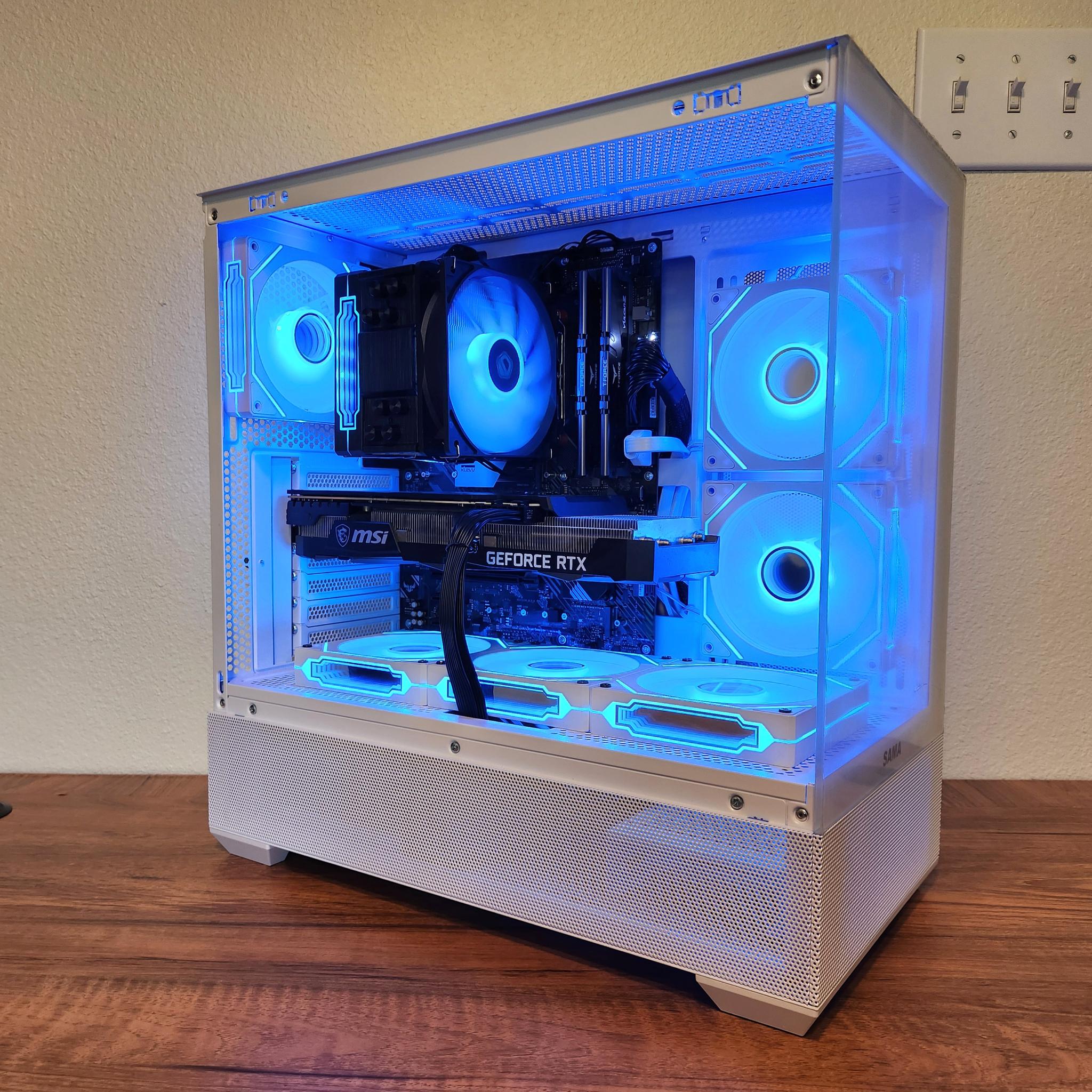 Powerful White Gaming PC | RTX 3070 | RYZEN 7 3800X | 32GB RAM | 1TB SSD | WiFi + BT