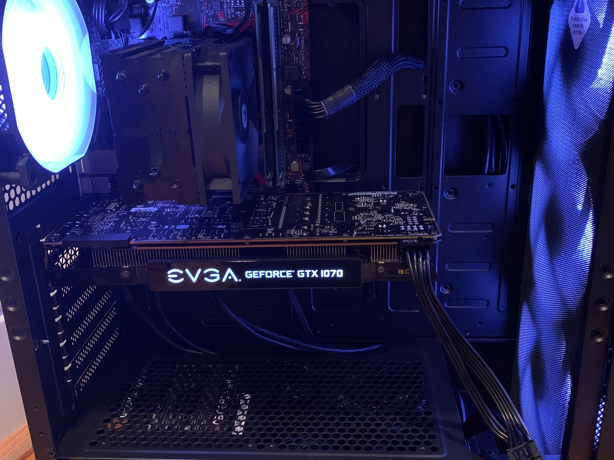 NVIDIA GTX 1070 i5 8400 CUSTOM GAMING PC 16GB DDR4 512GB SSD RGB WINDOWS 10 INSTALLED