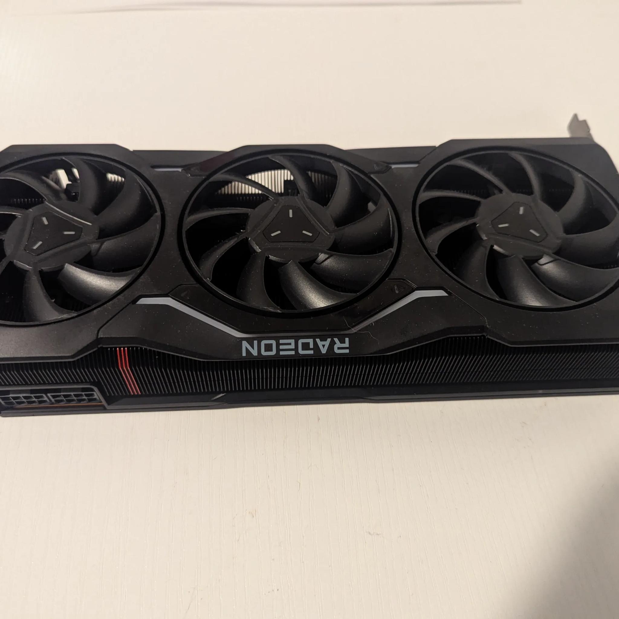 AMD 7900XTX Reference Card