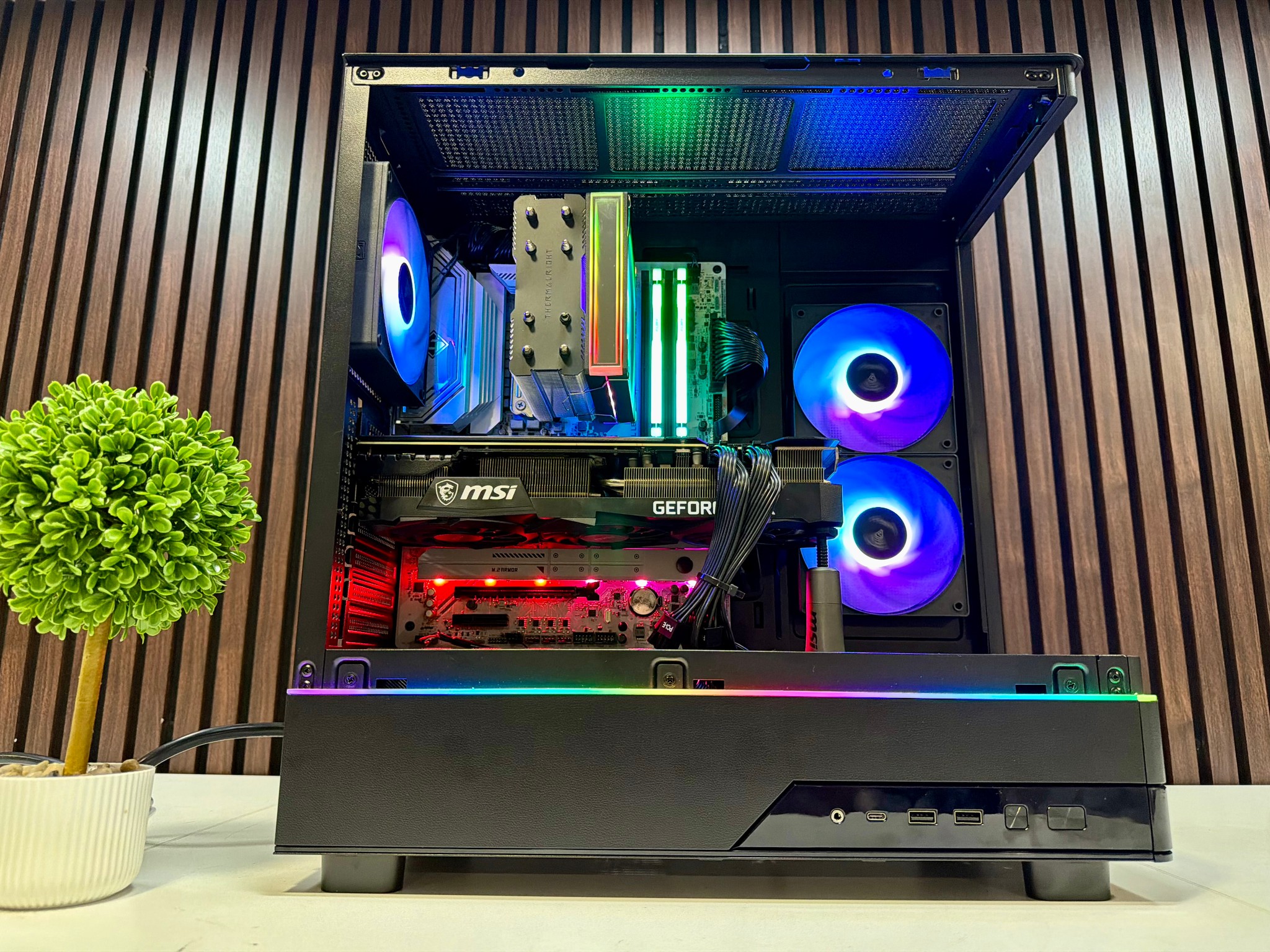 RTX 3080 TI | Intel 250K Plus | 16GB DDR5 (1 Stick) | 1TB M.2 | 850 W Gold PSU | Windows 11 Pro