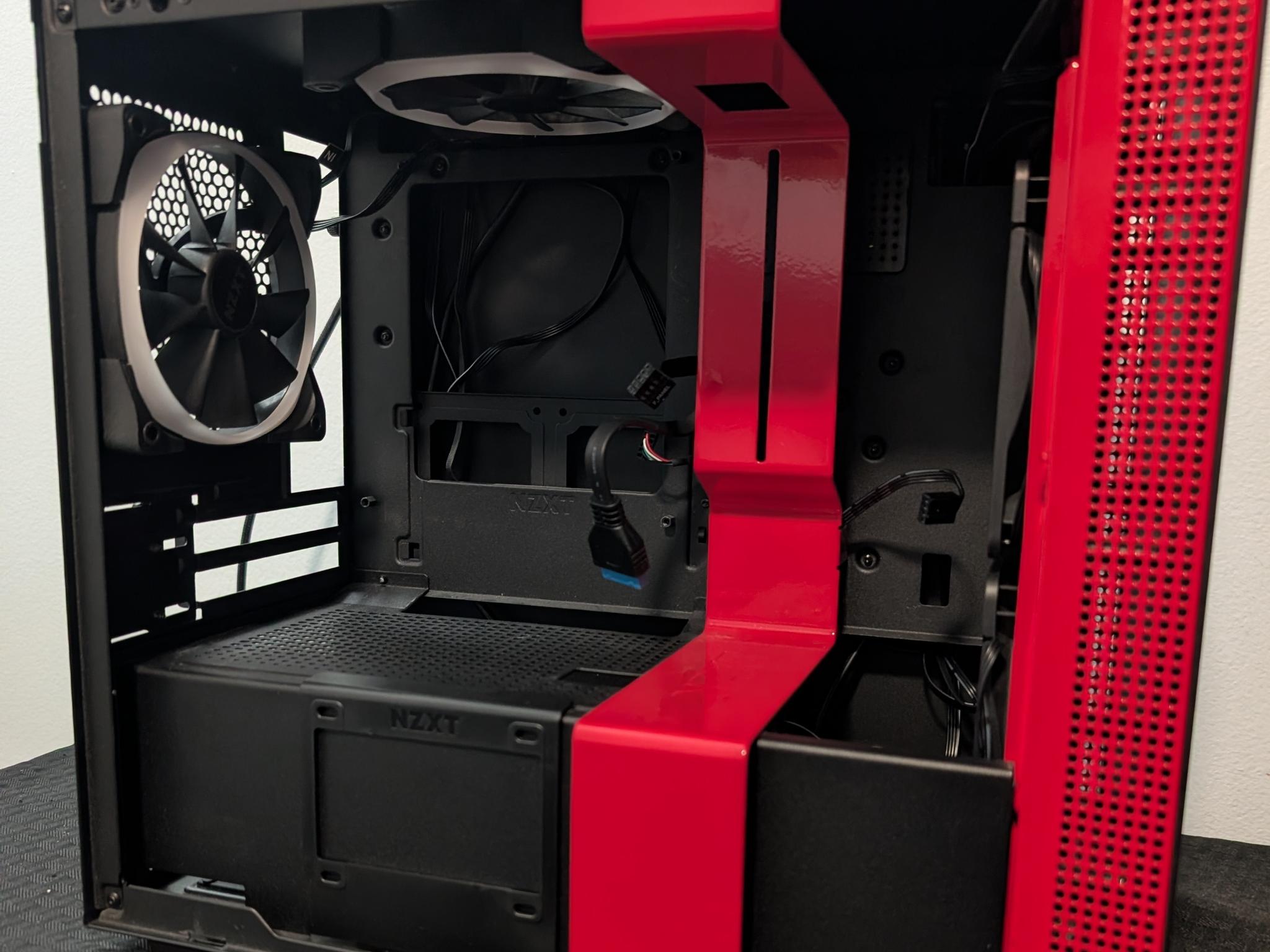 NZXT H210i ITX Case with Fans and Fan Hub