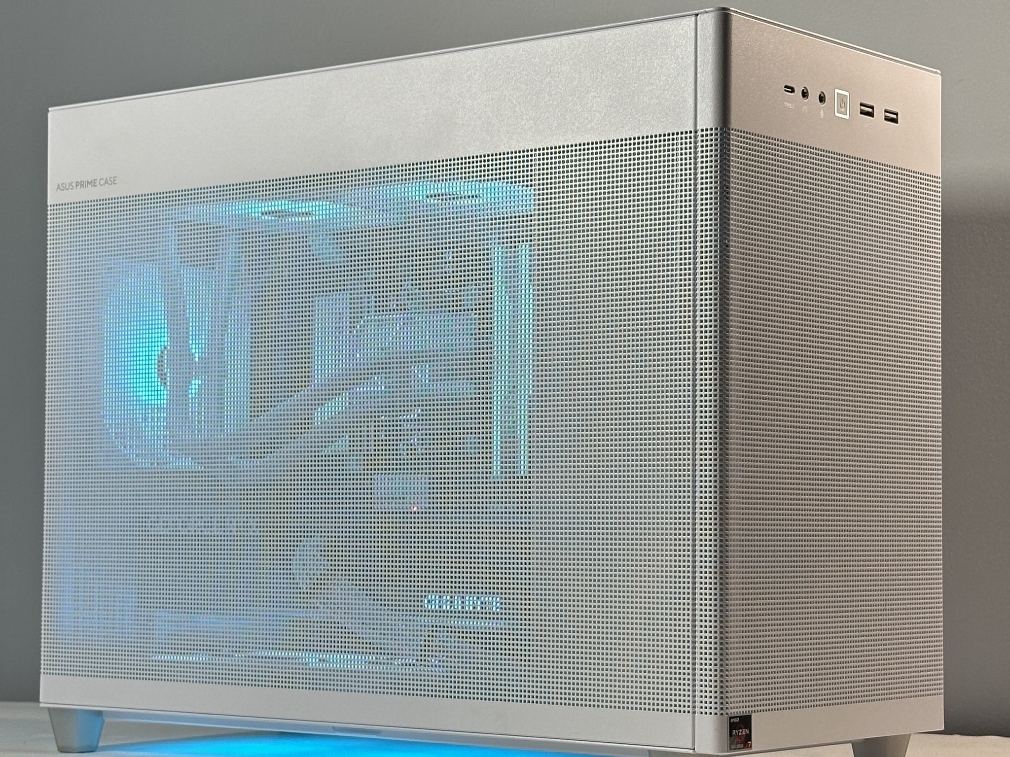 🧊High End Desktop Gaming PC🧊 |Nvidia RTX 4070 |AMD Ryzen 7 7700x |32GB RAM |1TB |WIN11 |WIFI|