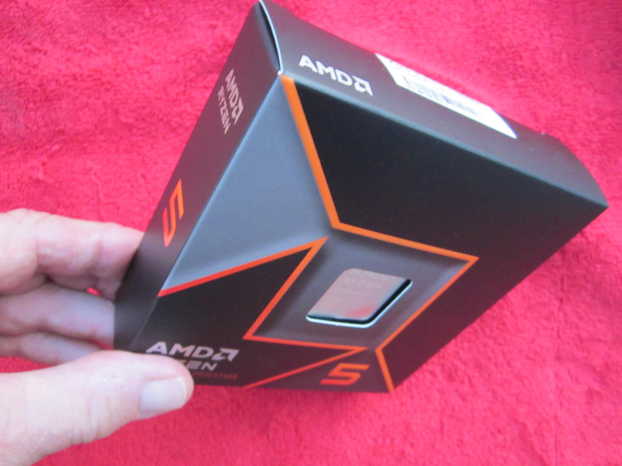NEW! AMD Ryzen 5 9600X 6 Core 3.9/5.4 GHz AM5 CPU