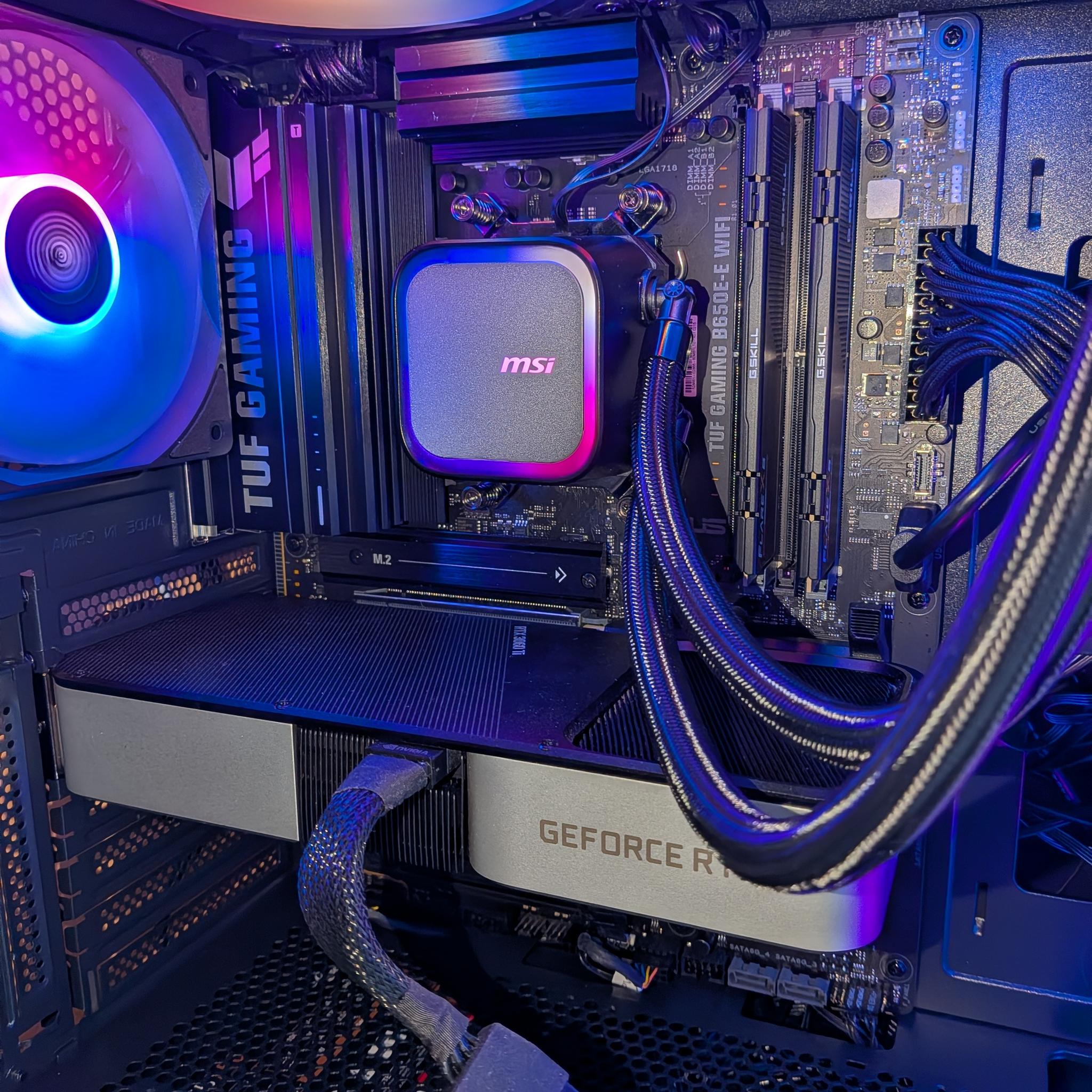 Ryzen 7 7700X | 32GB | 1 TB | RTX 3060 Ti FE | 750W