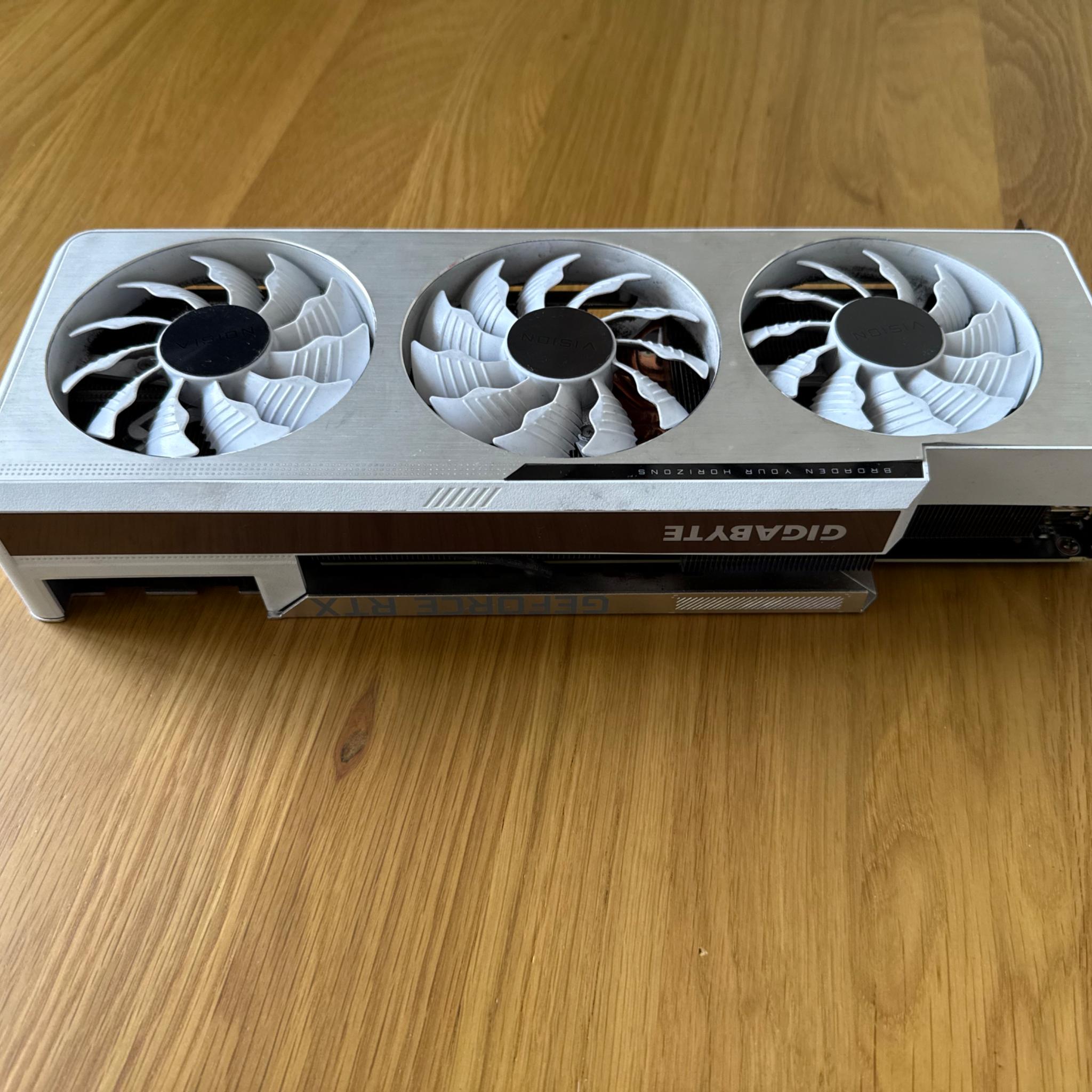 Gigabyte RTX 3080 Vision White with Original Packaging