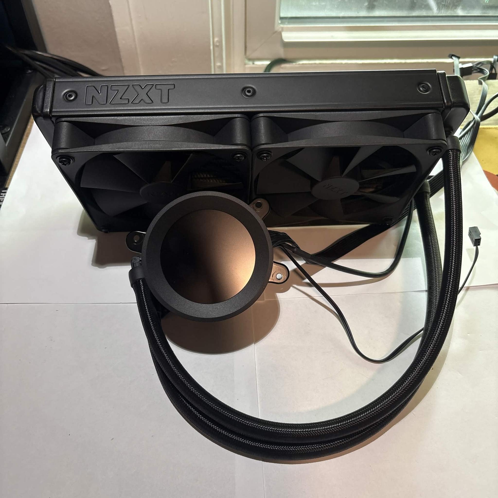 NZXT 240mm AIO Liquid CPU Cooler Kraken Series (NM)