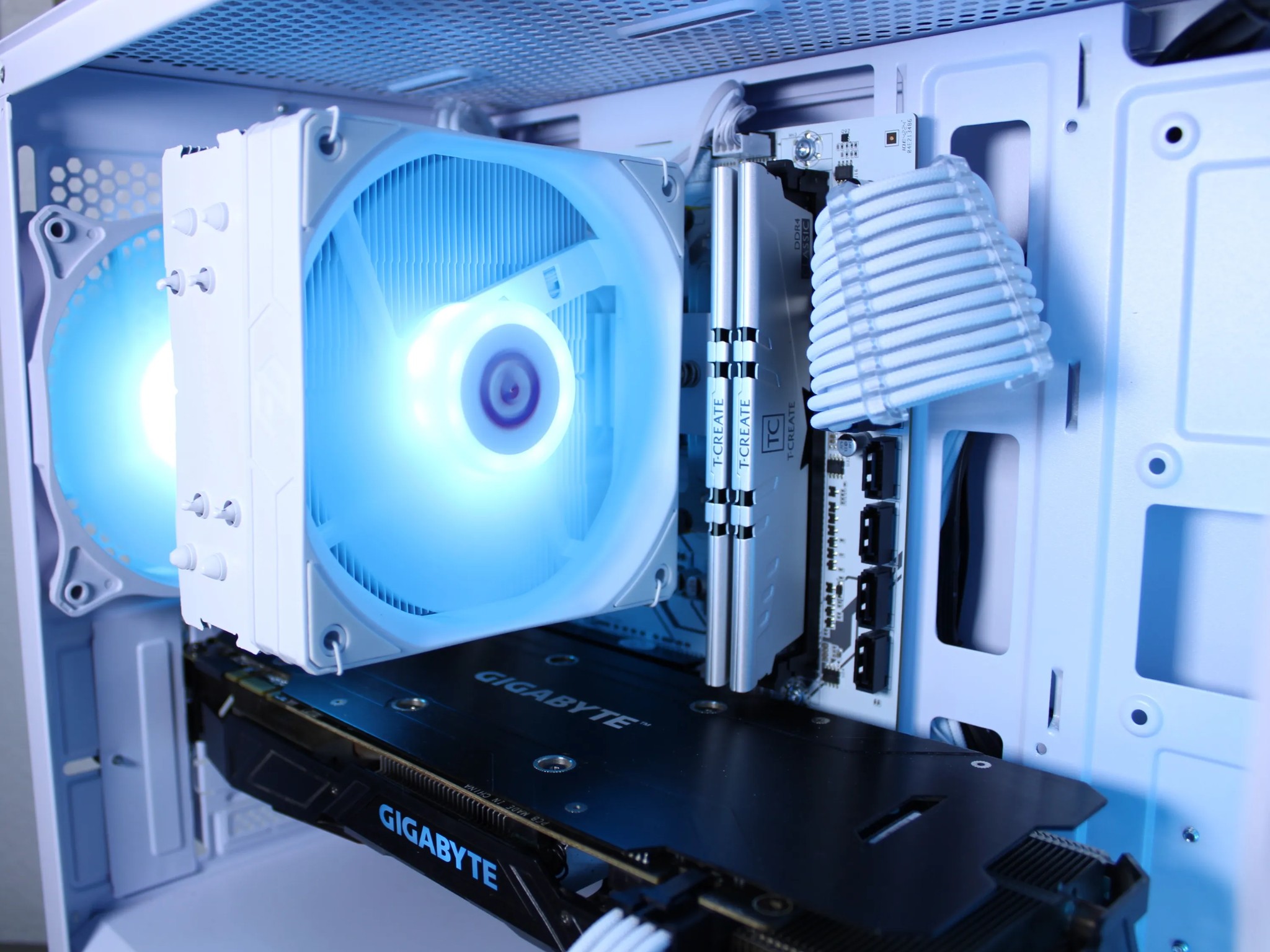 ⚪⚫⚪ Gaming PC! | GTX 1070 TI | Ryzen 5 2600 | 16GB DDR4 Ram | 1TB NVMe | Win 10 Activated | WiFi