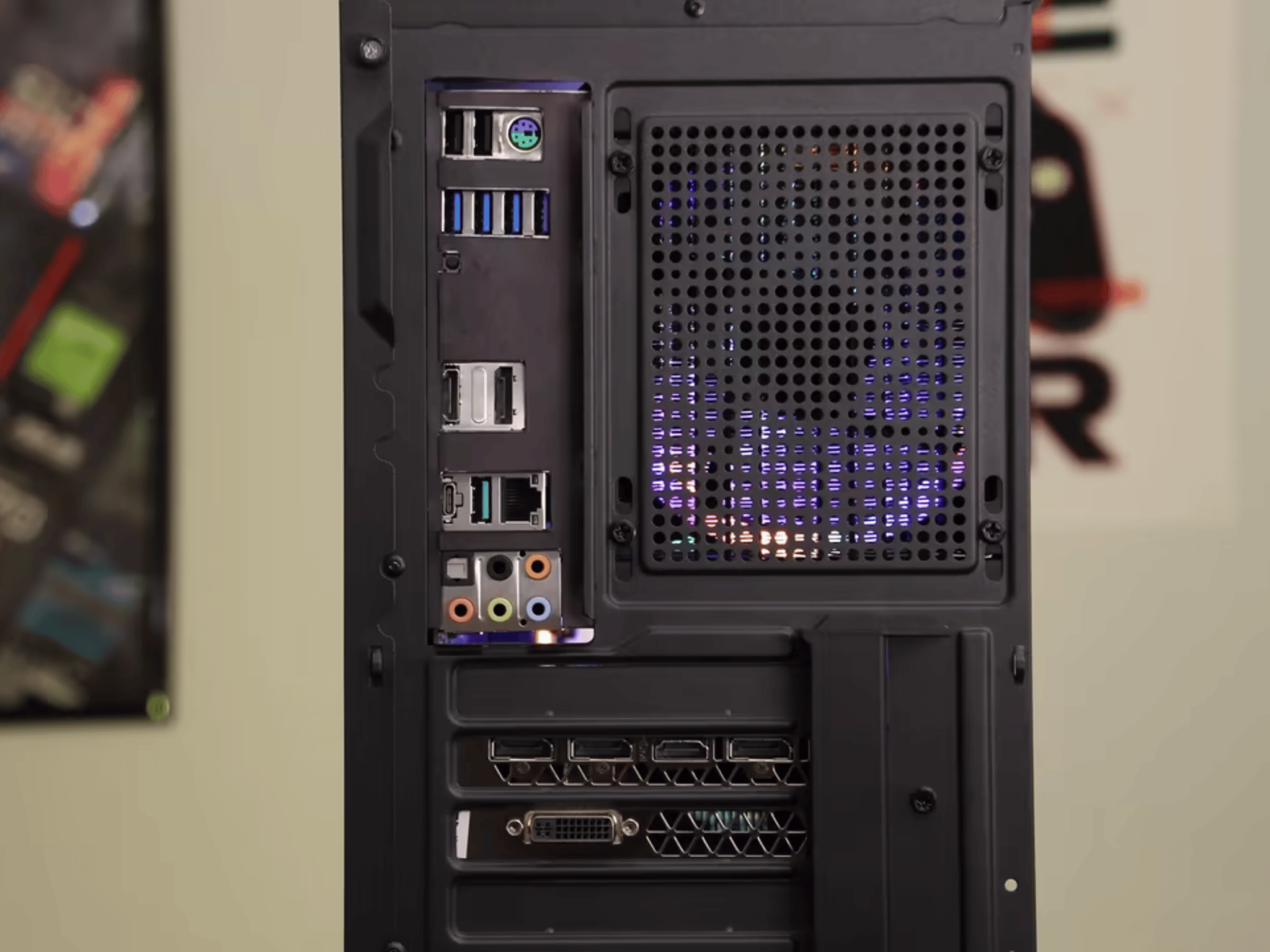 Mid-Range RGB Gaming PC // Ryzen 5 3600 // GTX 980 Ti // 16GB RAM // 1TB NVMe SSD