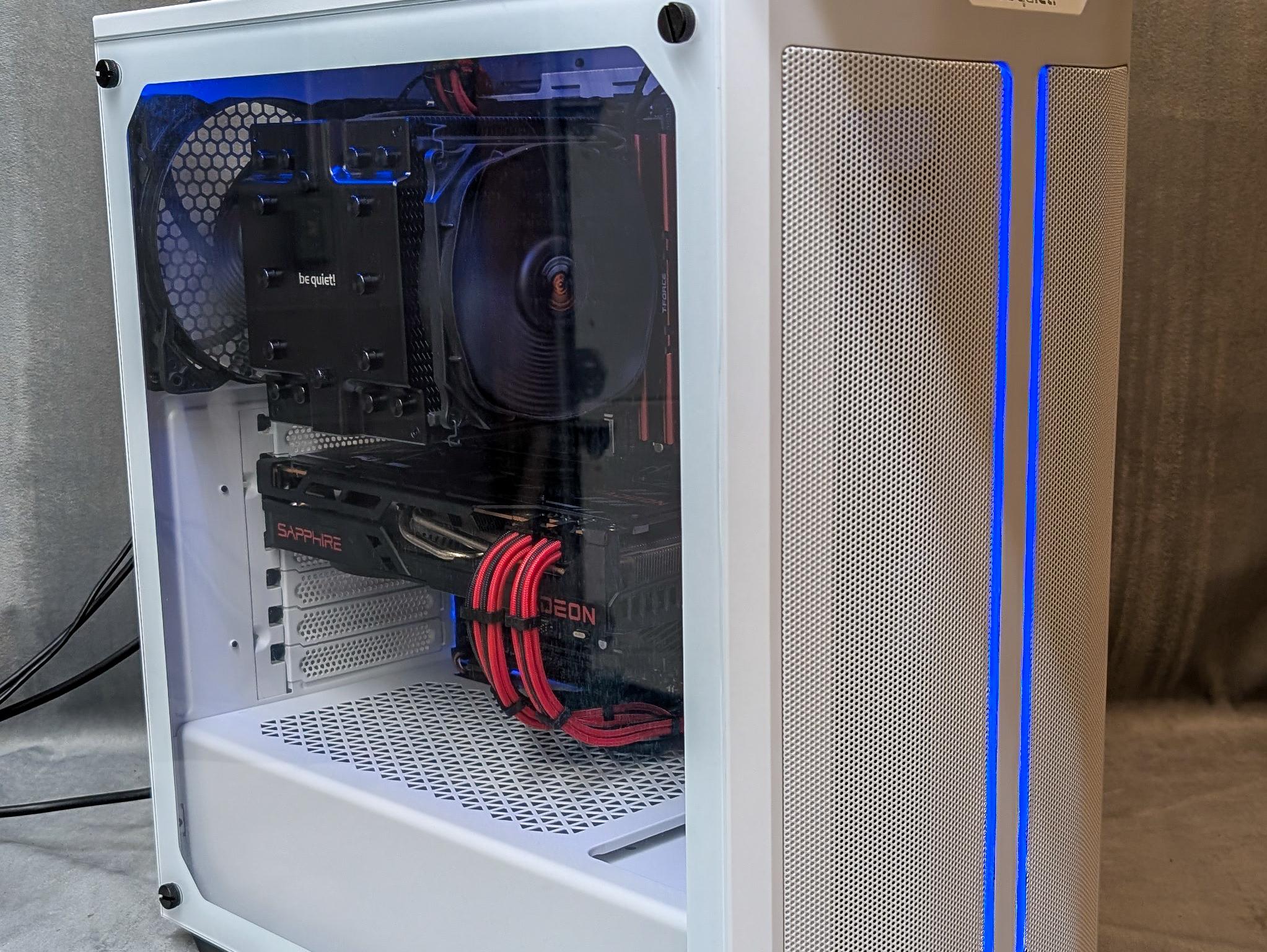 Ryzen 7 5700x3d + Radeon RX 6700XT + 64GB RAM + 1TB SSD Gaming PC