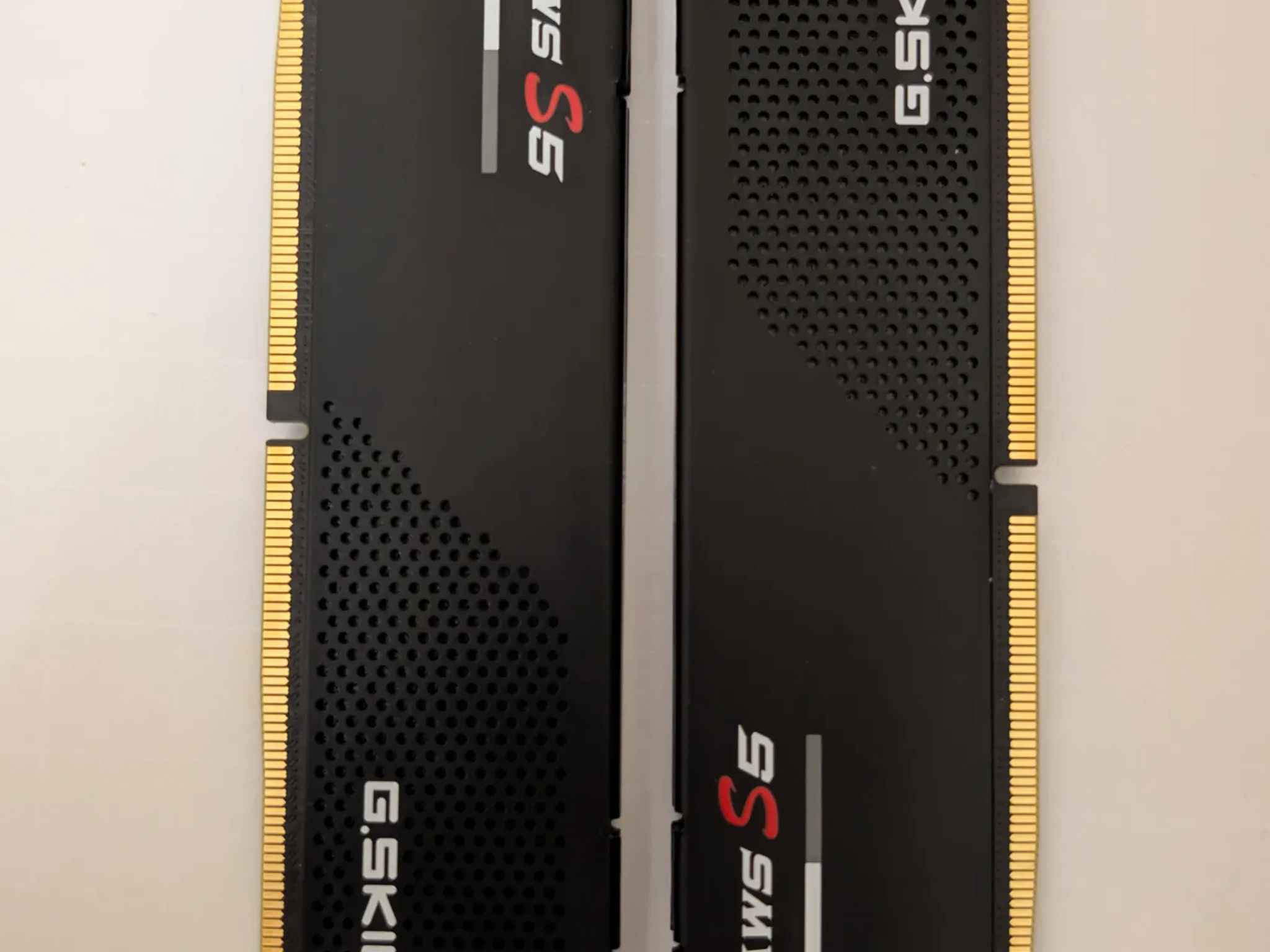 G.SKILL RIPJAWS S5 32GB DDR5 6000MT/S (2x16GB)