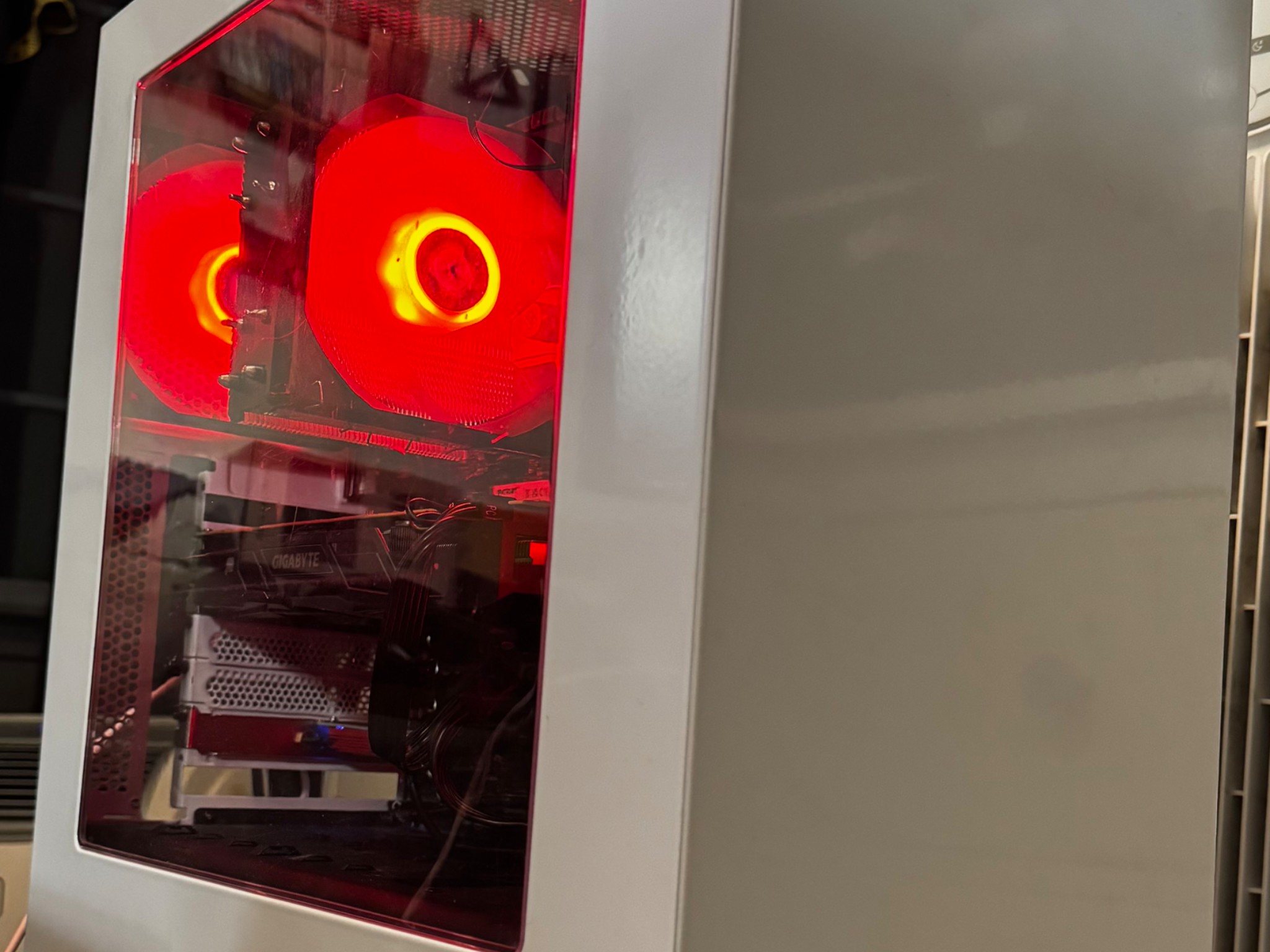 Starter GAMING PC | i5-8600k | Gigabyte GTX 1070 | 16GB RAM