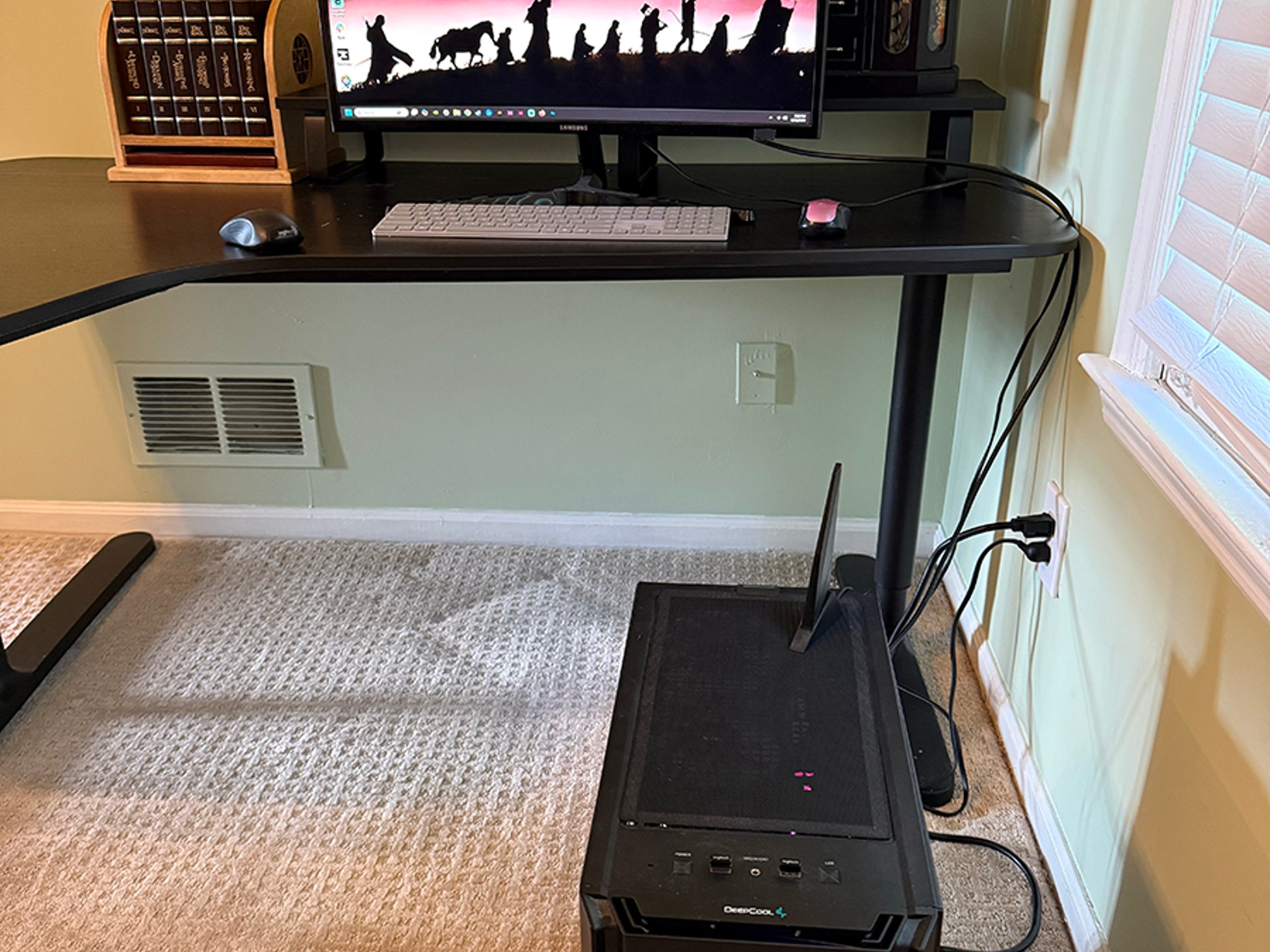 Gaming PC - RTX 4090, i7-13700KF, 32GB RAM, 2TB NVMe SSD