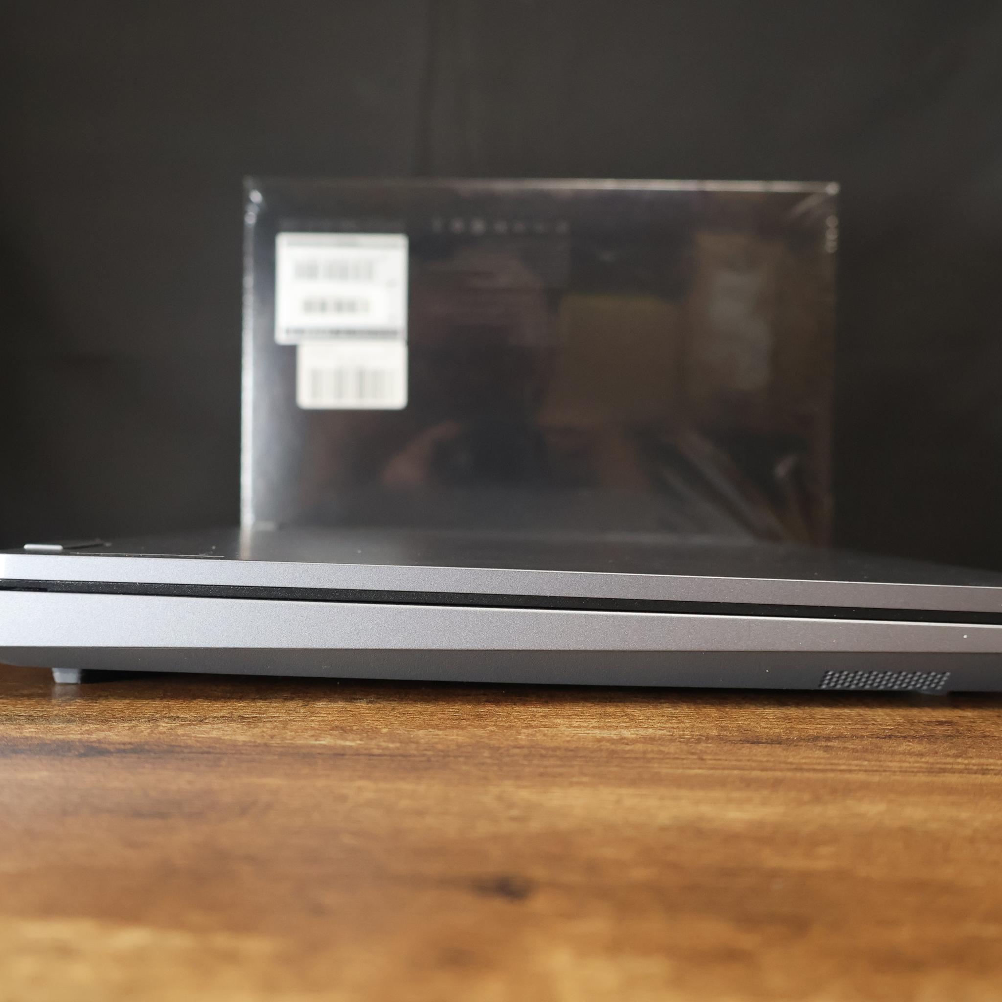 Gaming Laptop - Lenovo LOQ l Ryzen 5 7235H l RTX 4050 l 16GB DDR5 l 500GB SSD