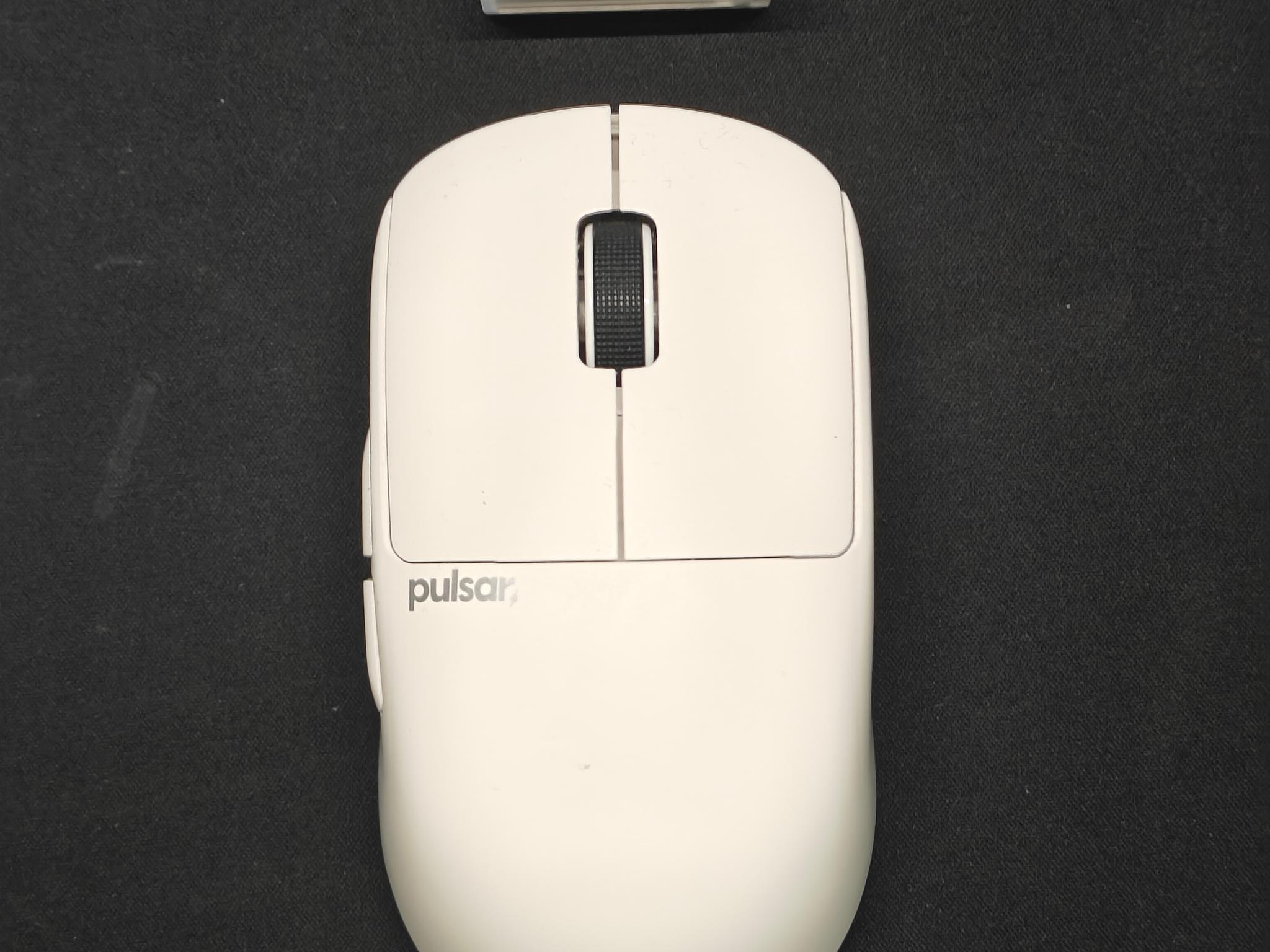 Pulsar X2 Crazy Light Wireless 8K Uyuni White Mouse, Size 1 Mini