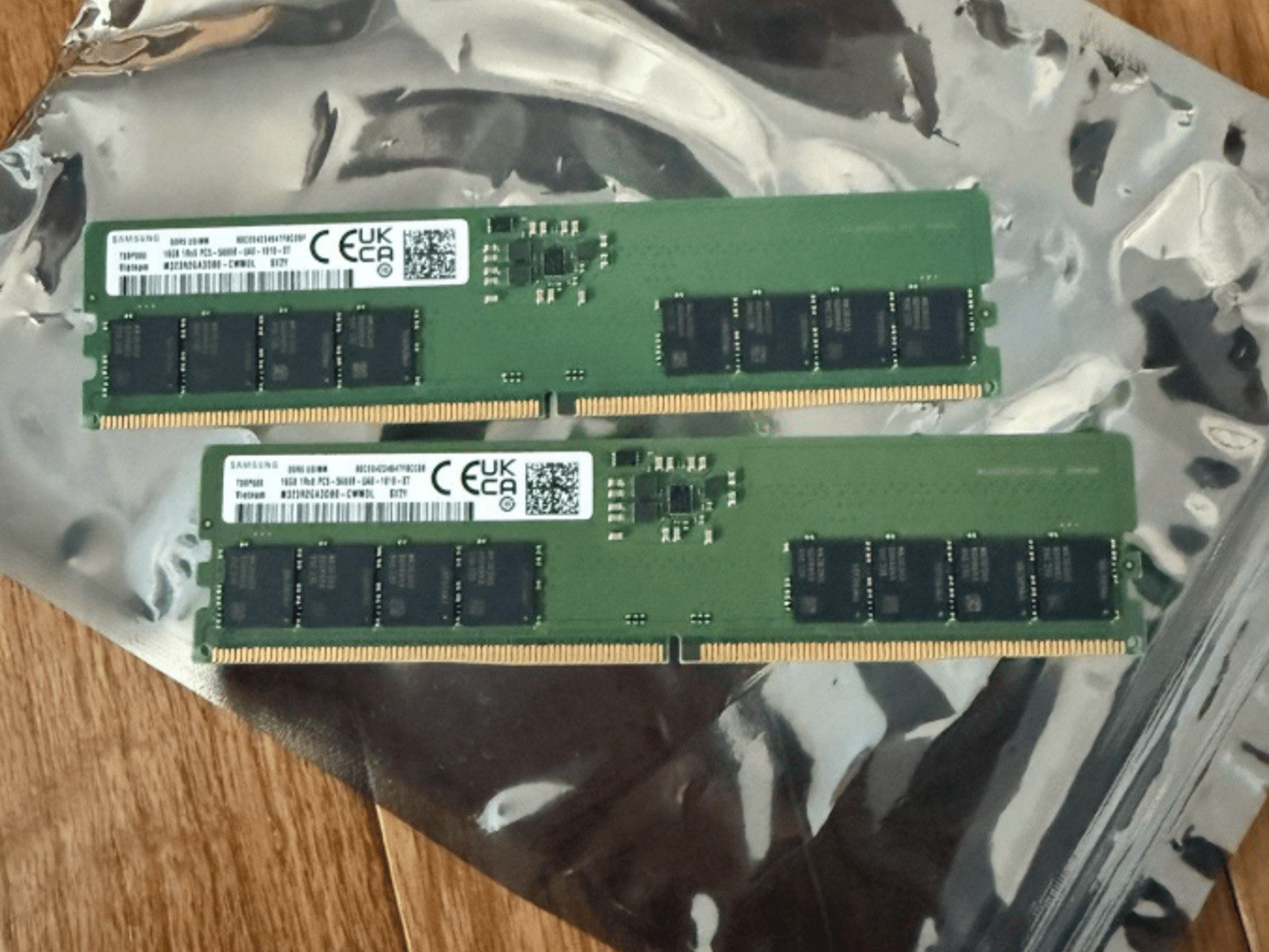 Samsung 32GB RAM (2x16GB) DDR5-5600 M323R2GA3DB0  TESTED