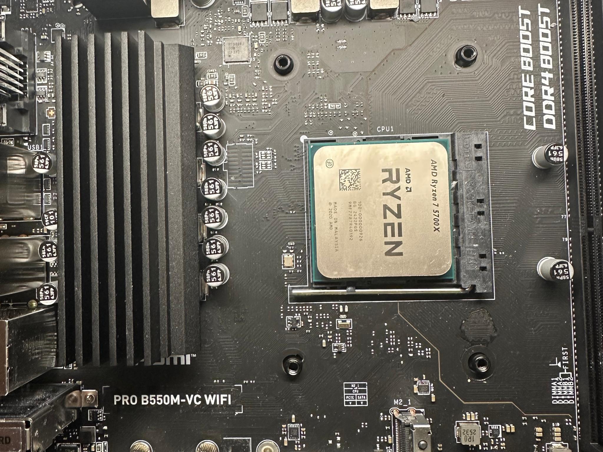 Msi Pro B550m-VC Wifi Ryzen 5700X Bundle