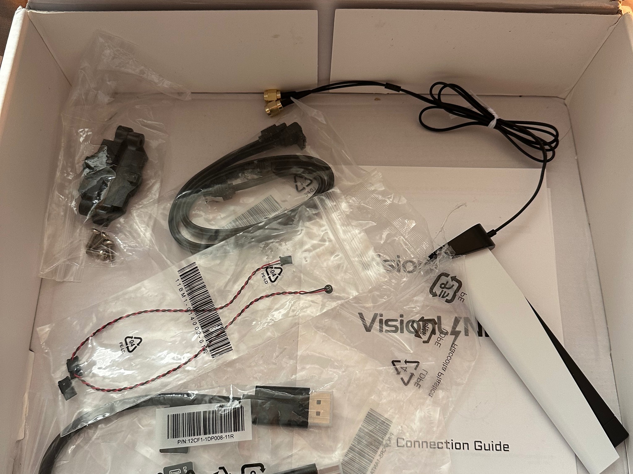 BUNDLE!! Ryzen 5 7600x, 32GB RAM, B650 Aero G Motherboard!!