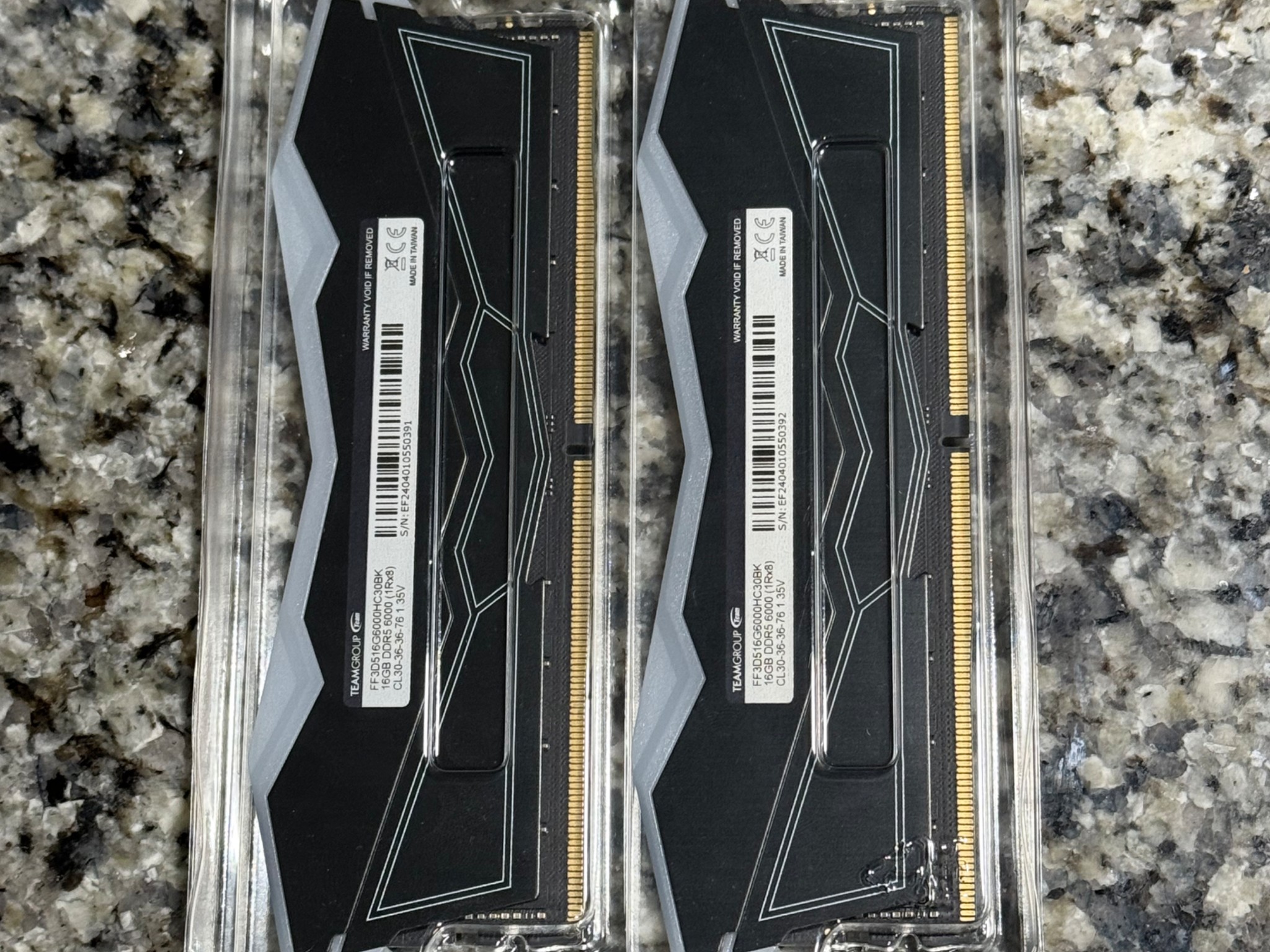 TEAMGROUP T-Force Delta RGB DDR5 Ram 32GB (2x16GB) 6000MHz PC5-48000 CL30