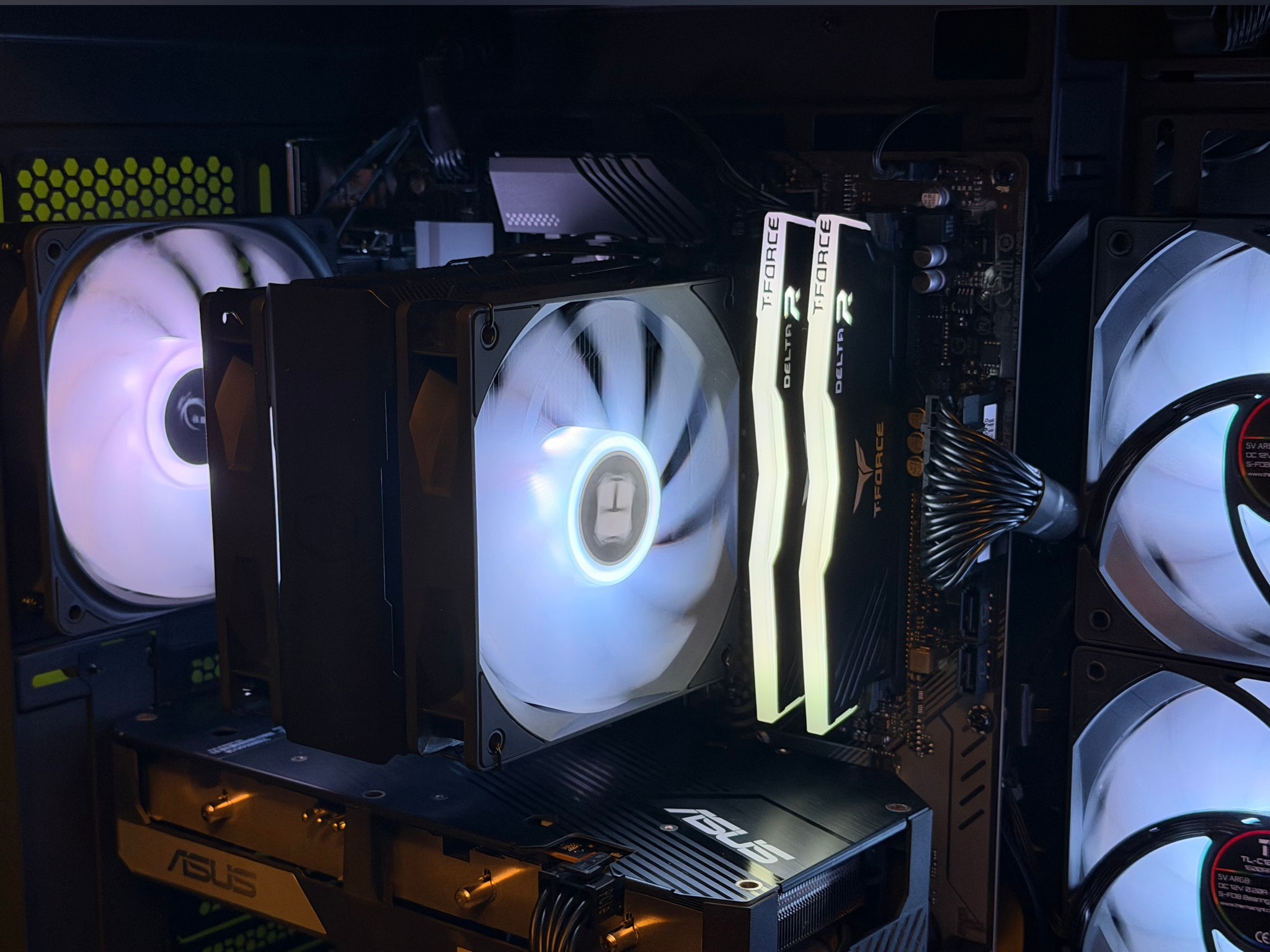 🩵High-Airflow 1080p Gaming PC | RX 6600 XT | Ryzen 5 5500 | 16GB DDR4 | 2TB SSD