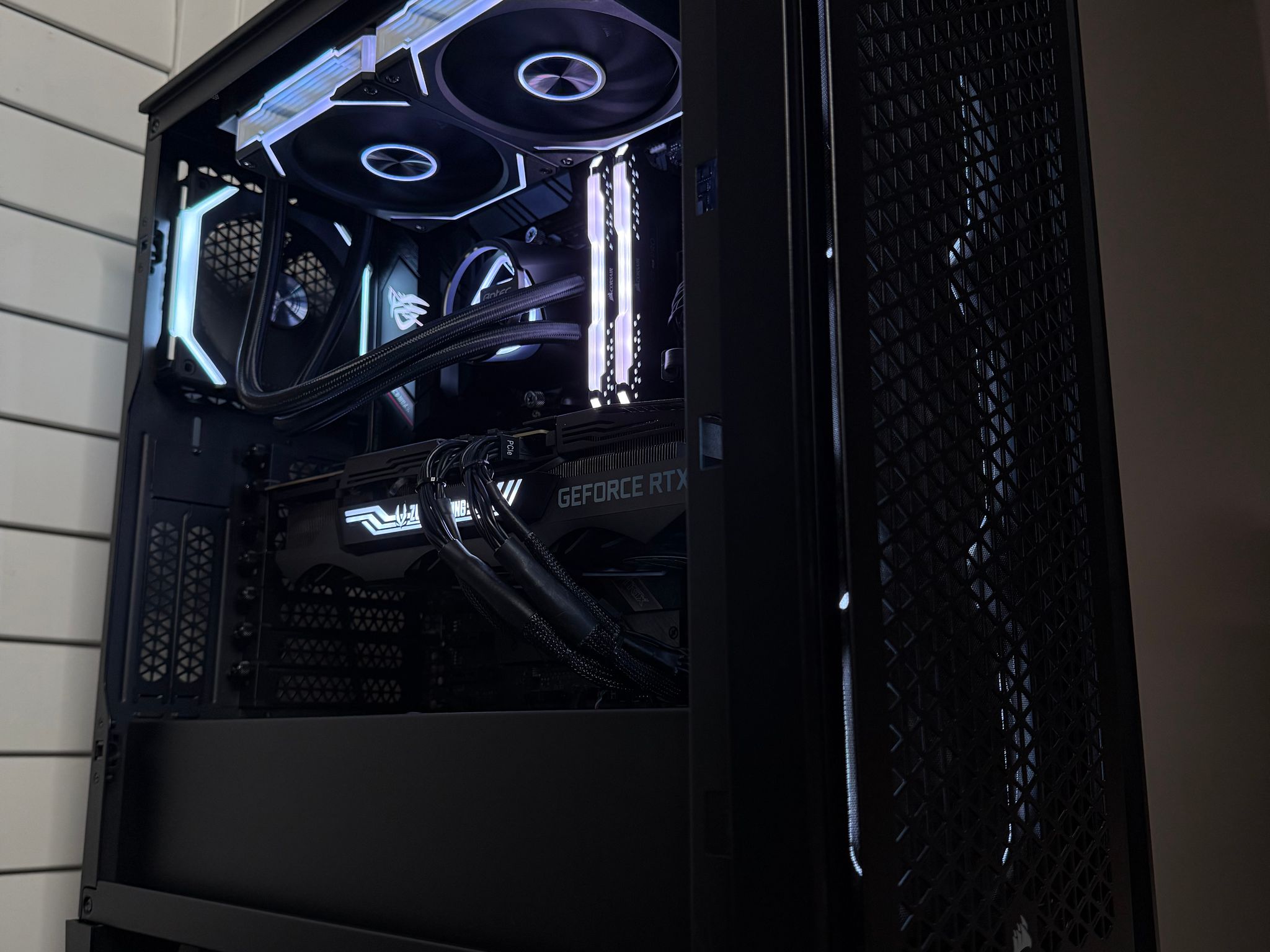 🖤 “Obsidian” — High-End Gaming PC | RTX 3080 Ti 12GB | Ryzen 7 5800X | 32GB Ram