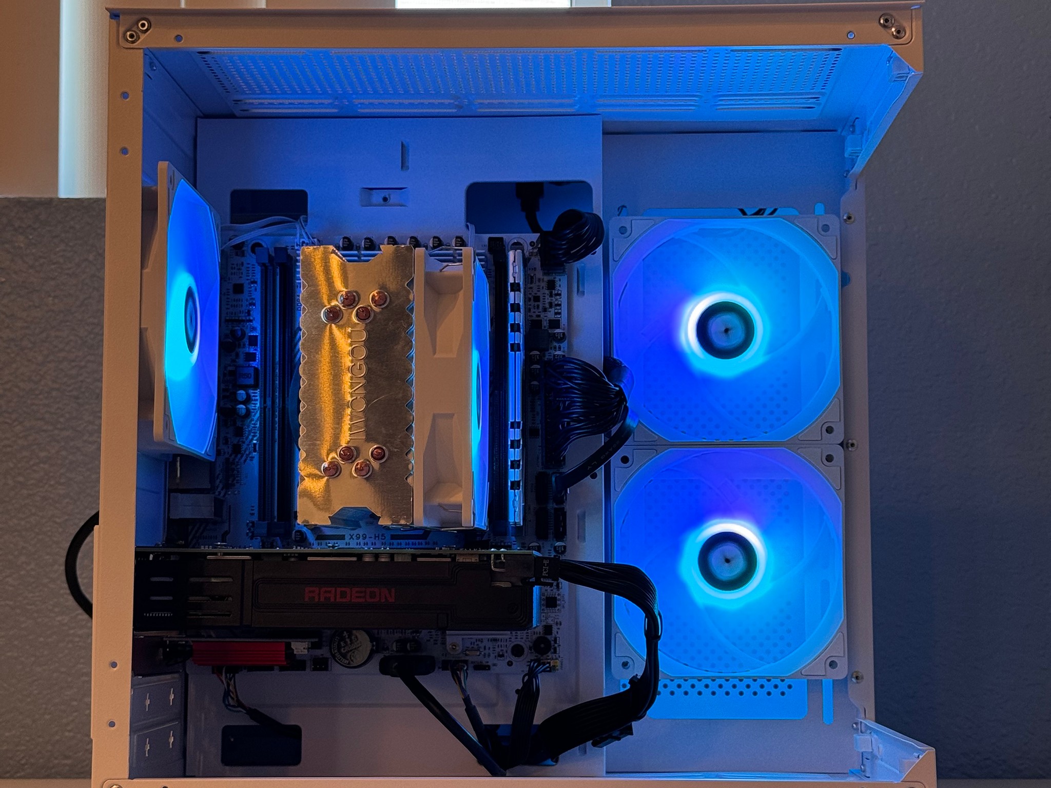 💸Starter Gamer💸 Intel Xeon 2630 V4 | AMD RX 5500 4GB | 16GB DDR4 | 512GB SSD | Windows 10 Pro+Wifi