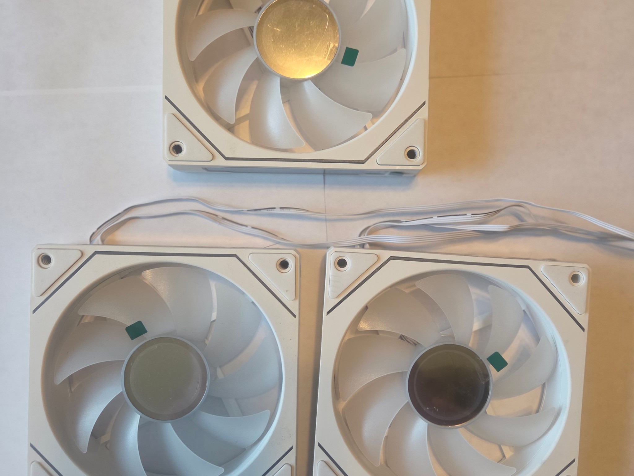 Teucer Infinite Mirror / Prism 4Pro 120mm Fan 3 Pack White