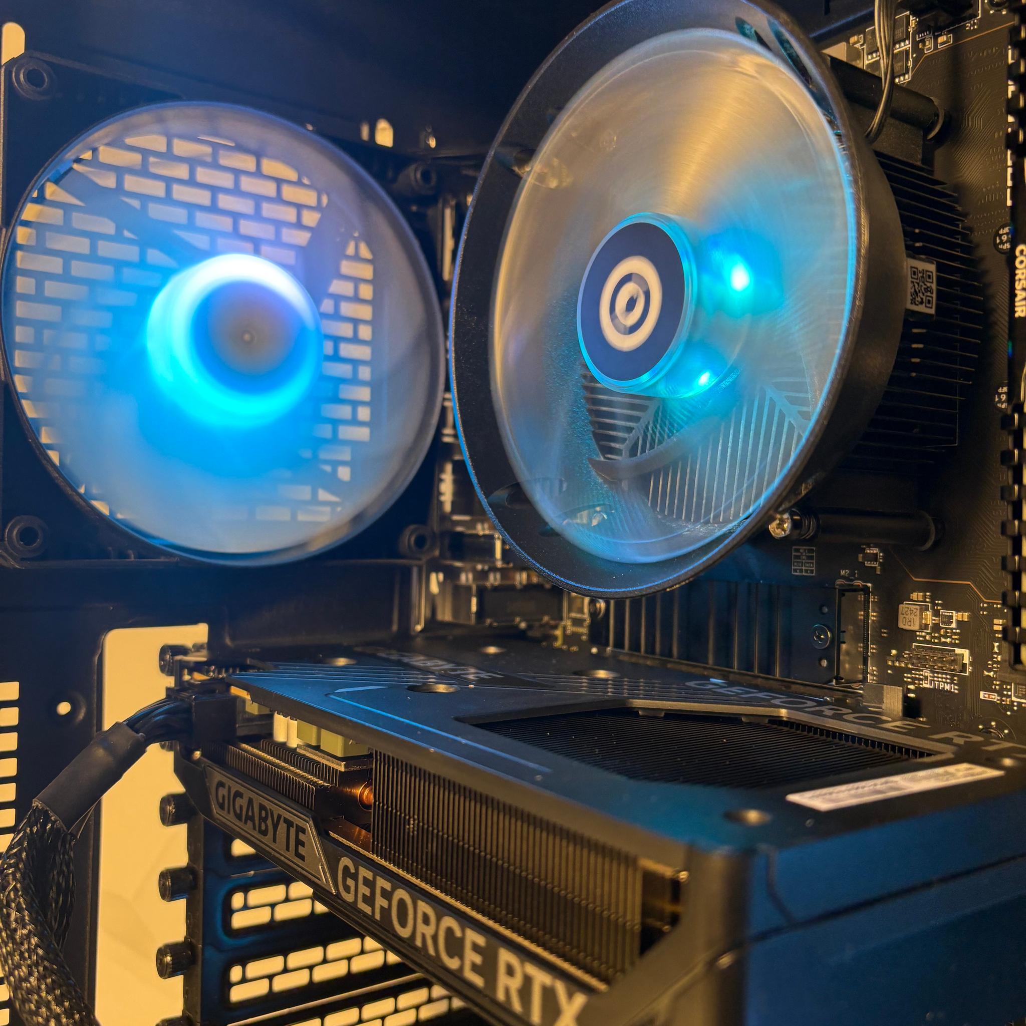 //Frost// Gaming PC - RTX 5060, Ryzen 5 5500, 32GB, 1TB - RGB, Wi-Fi, Bluetooth (By EXT PCs)