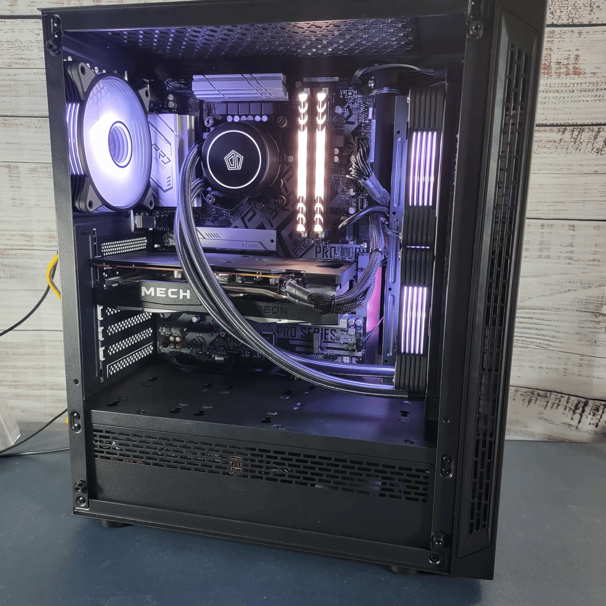 Humble Bumble: (i5-10400F + RX 6600) Midrange Custom Gaming PC