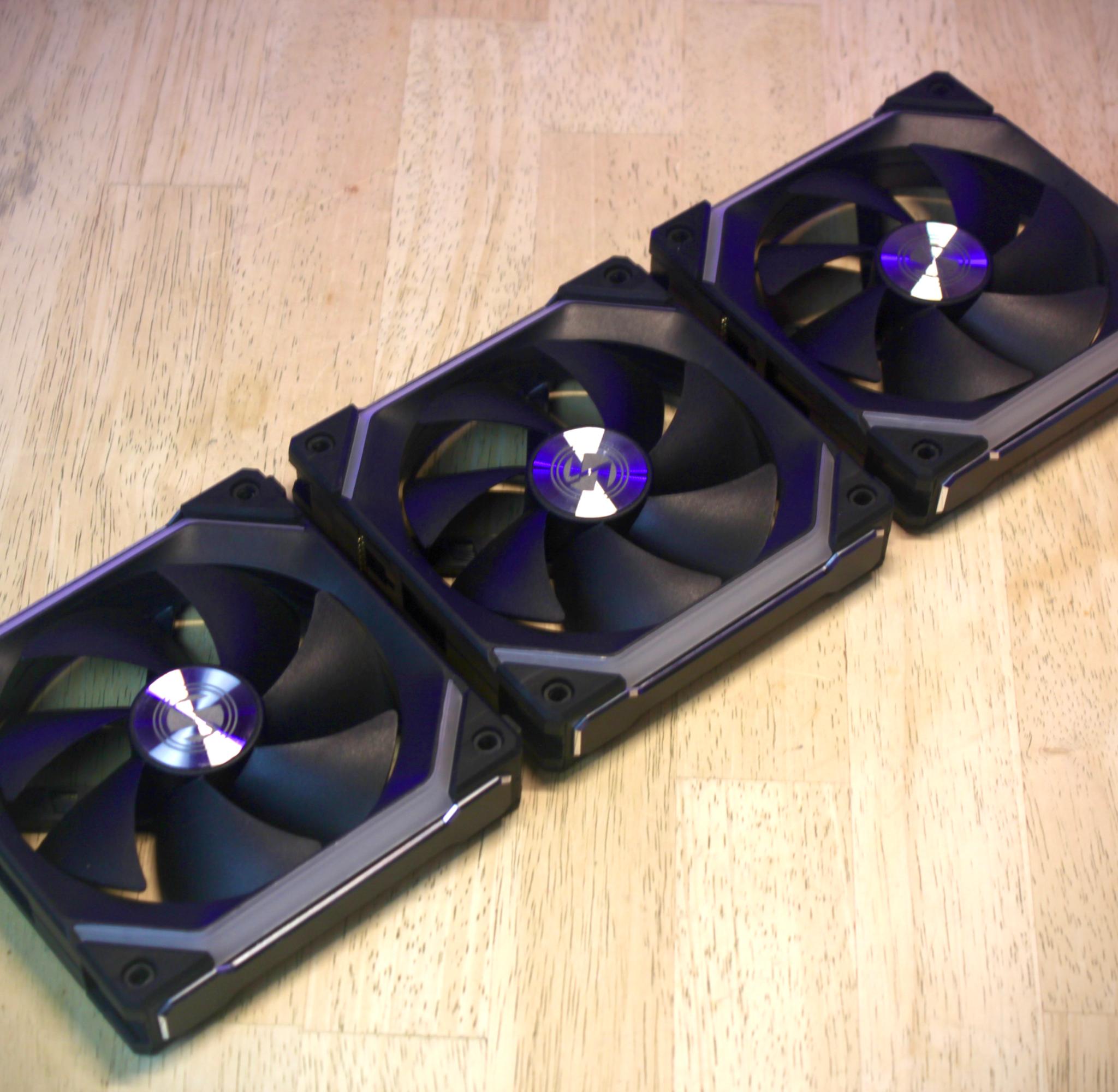 Lian Li Galahad 360 UNI FAN SL Edition AIO (Copy 1)