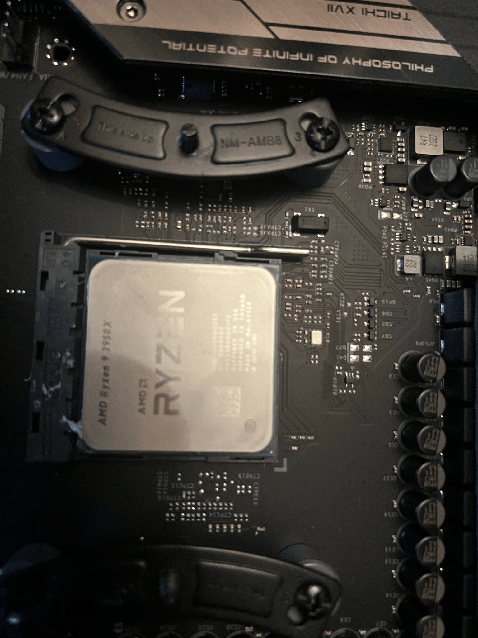 Ryzen 9 3950X 16 Core 32 Thread CPU (READ DESCRIPTION)