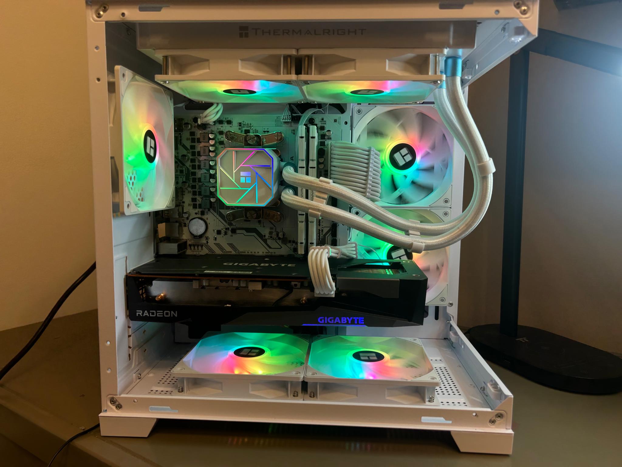 ❄️⚪️1440p Liquid-Cooled Gaming PC⚪️❄️