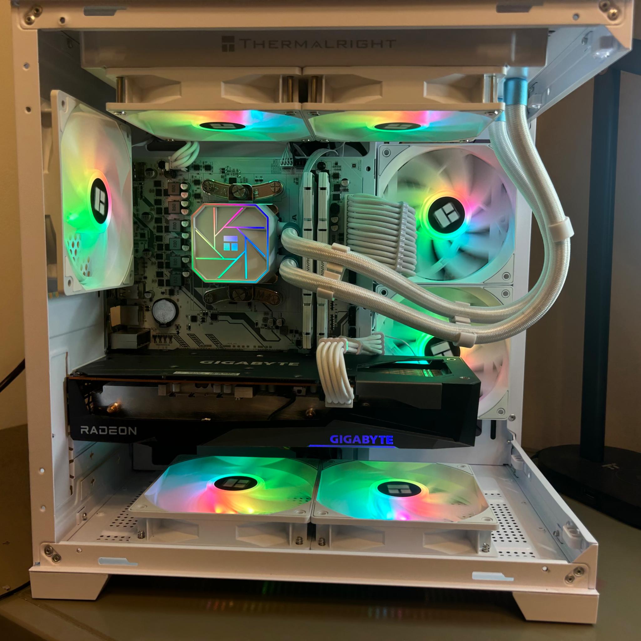 ❄️⚪️1440p Liquid-Cooled Gaming PC⚪️❄️