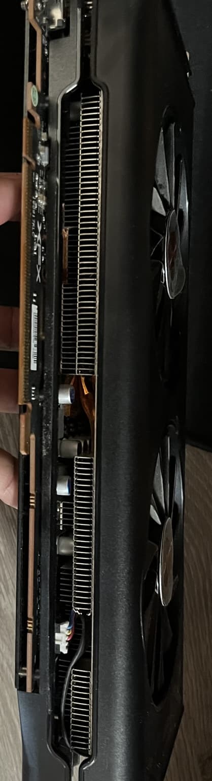 In Perfect Condition! XFX THICC II Radeon RX 5600 XT *Willing to Negotiate*