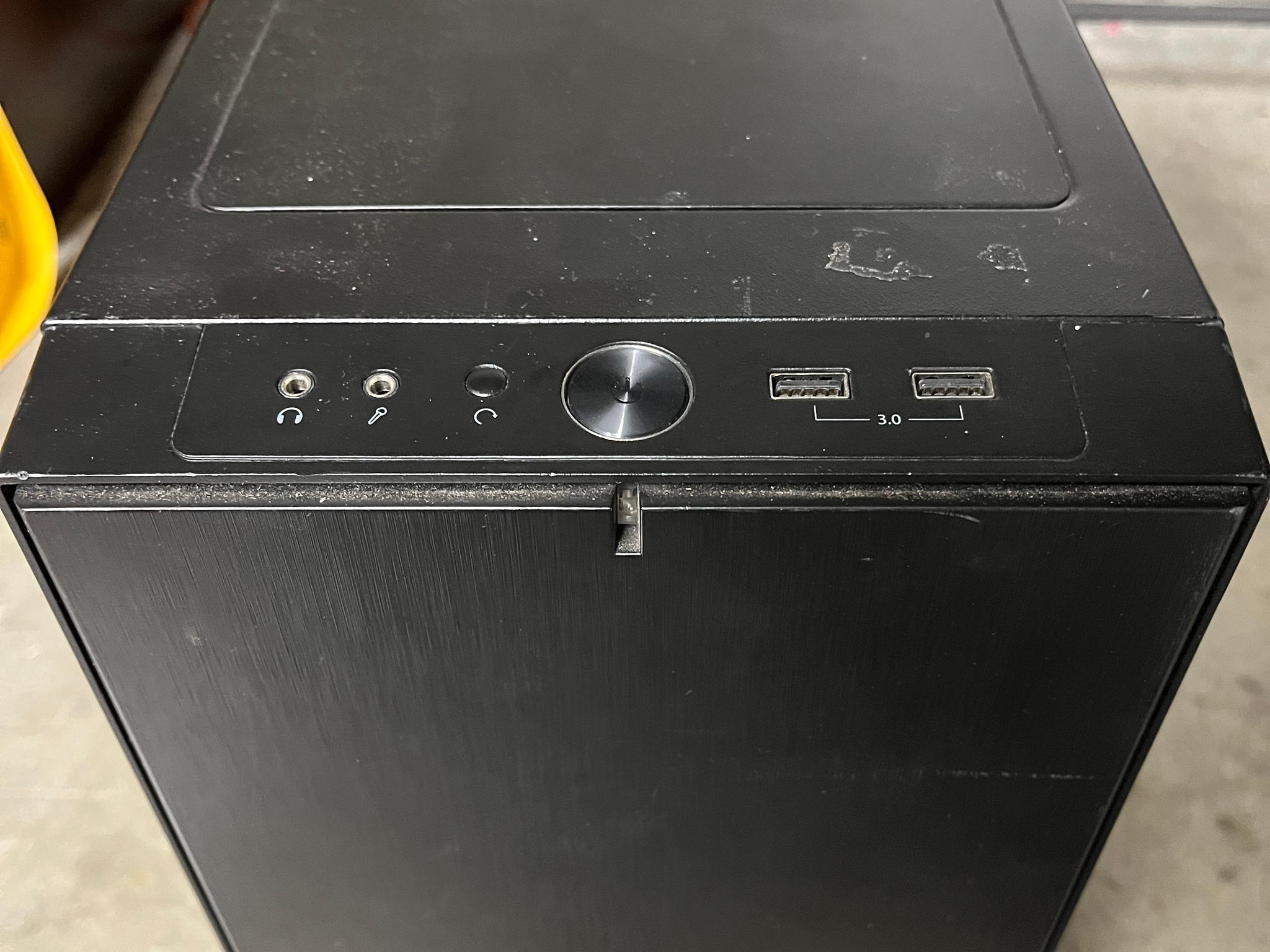 🔥🖥️NVIDIA GTX 1080, Intel i7-4770, 500 GB SSD, 12 GB RAM,High Performance Custom Gaming PC w/ Wi-Fi