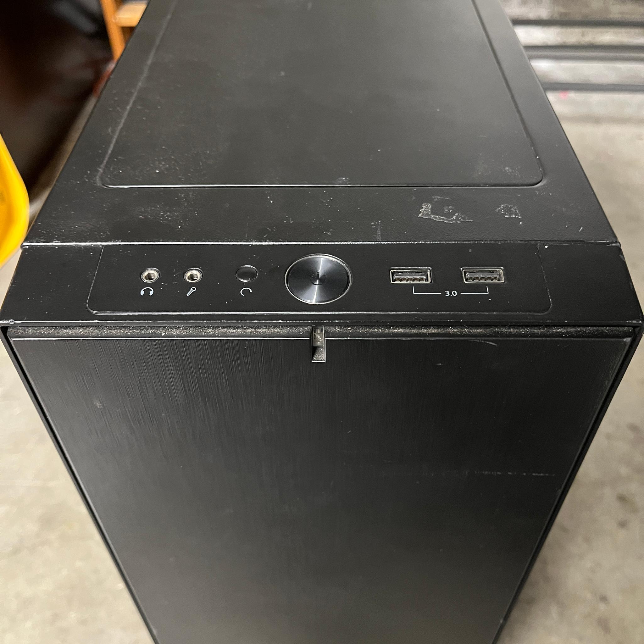 🔥🖥️NVIDIA GTX 1080, Intel i7-4770, 500 GB SSD, 12 GB RAM,High Performance Custom Gaming PC w/ Wi-Fi