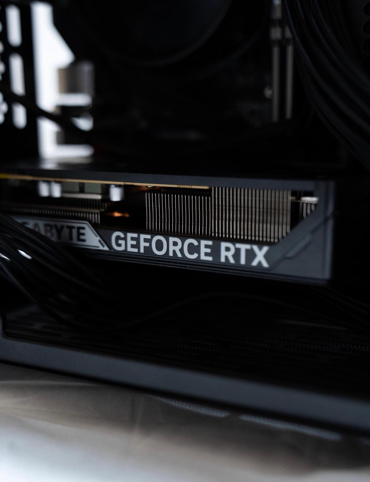 5060 Mini Itx Gaming pc