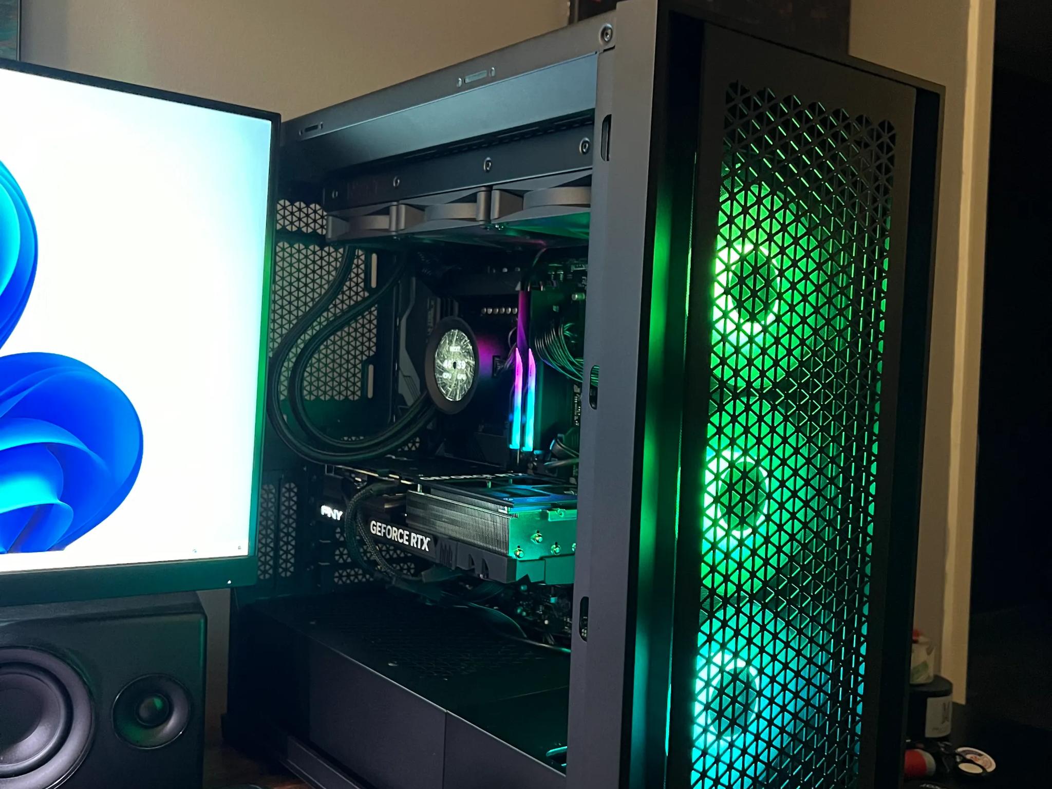 Intel i7-14700K, 4070TI Super, 32GB Ram Gaming PC