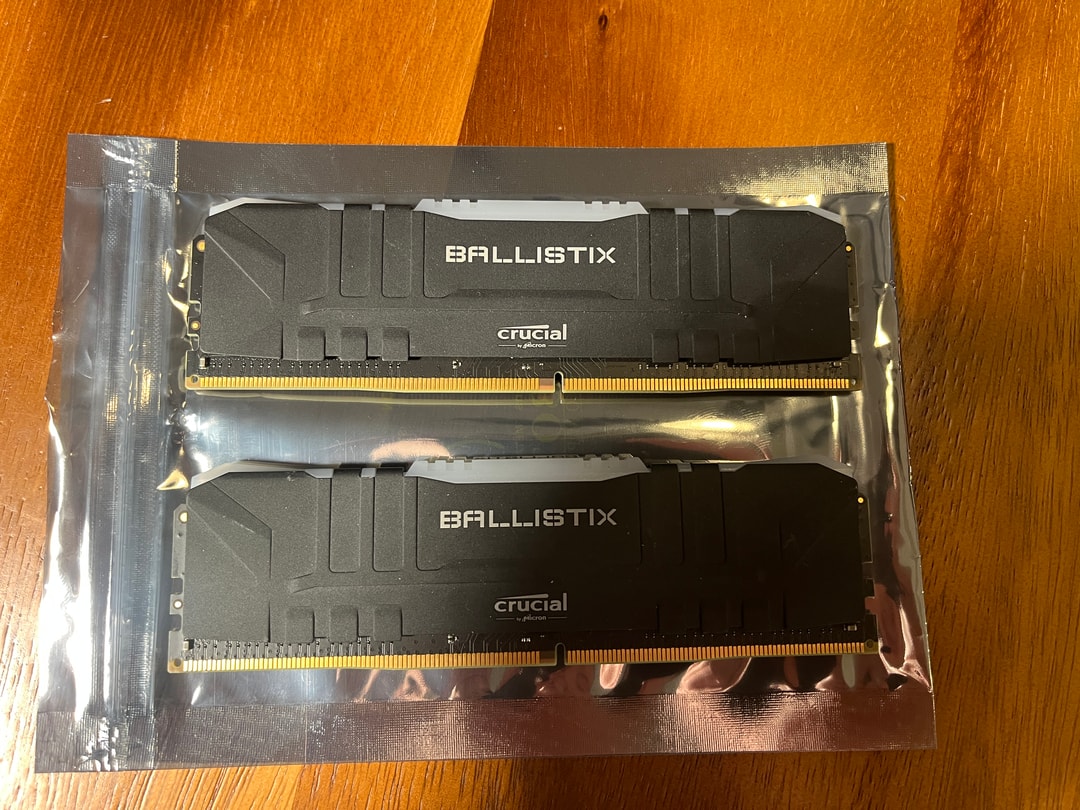 Crucial Ballistix BL8G36C16U4BL.M8FE1 RGB 16GB 2x8GB DDR4-3600