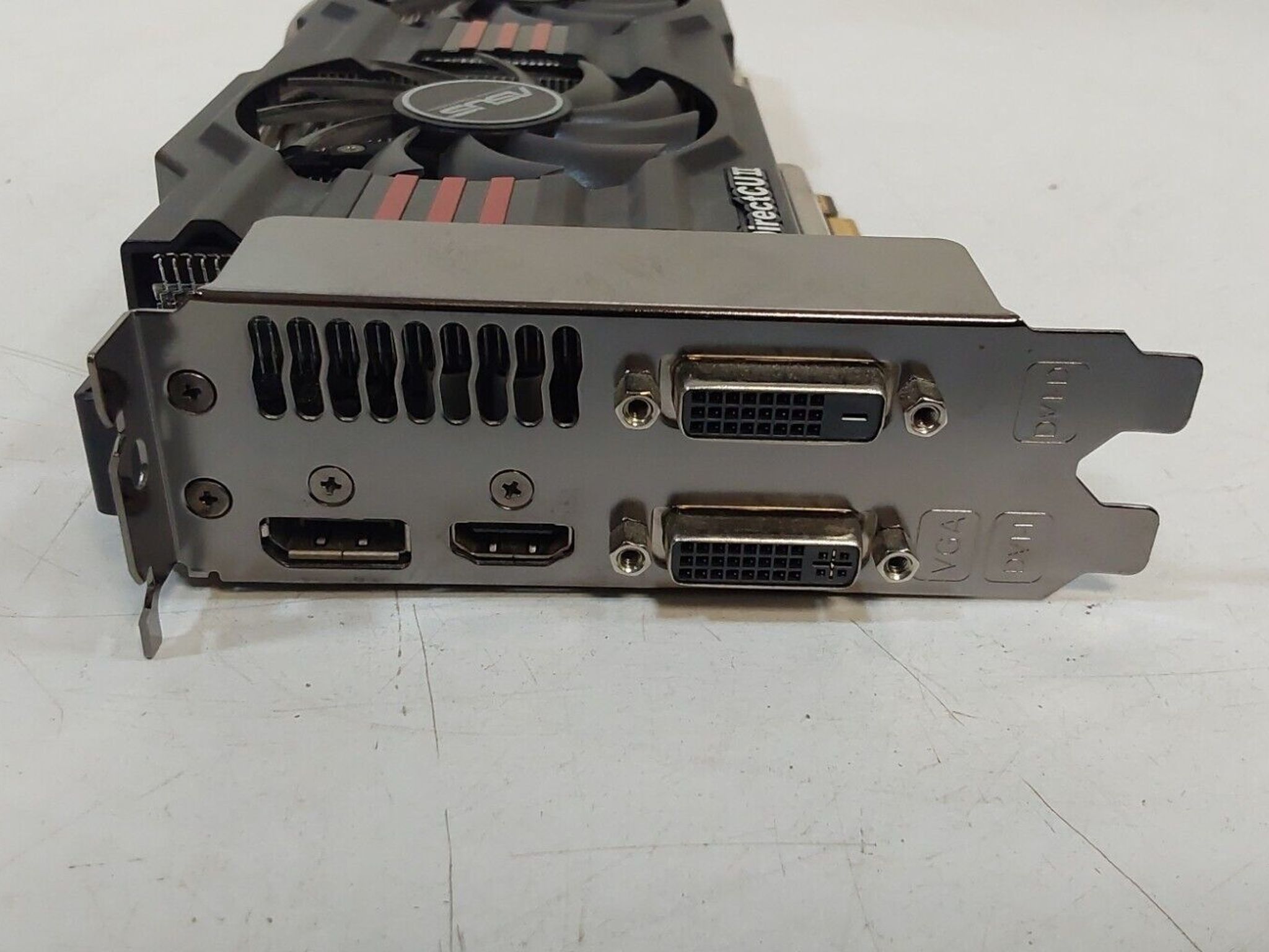 ASUS DirectCU II GTX 660 GPU
