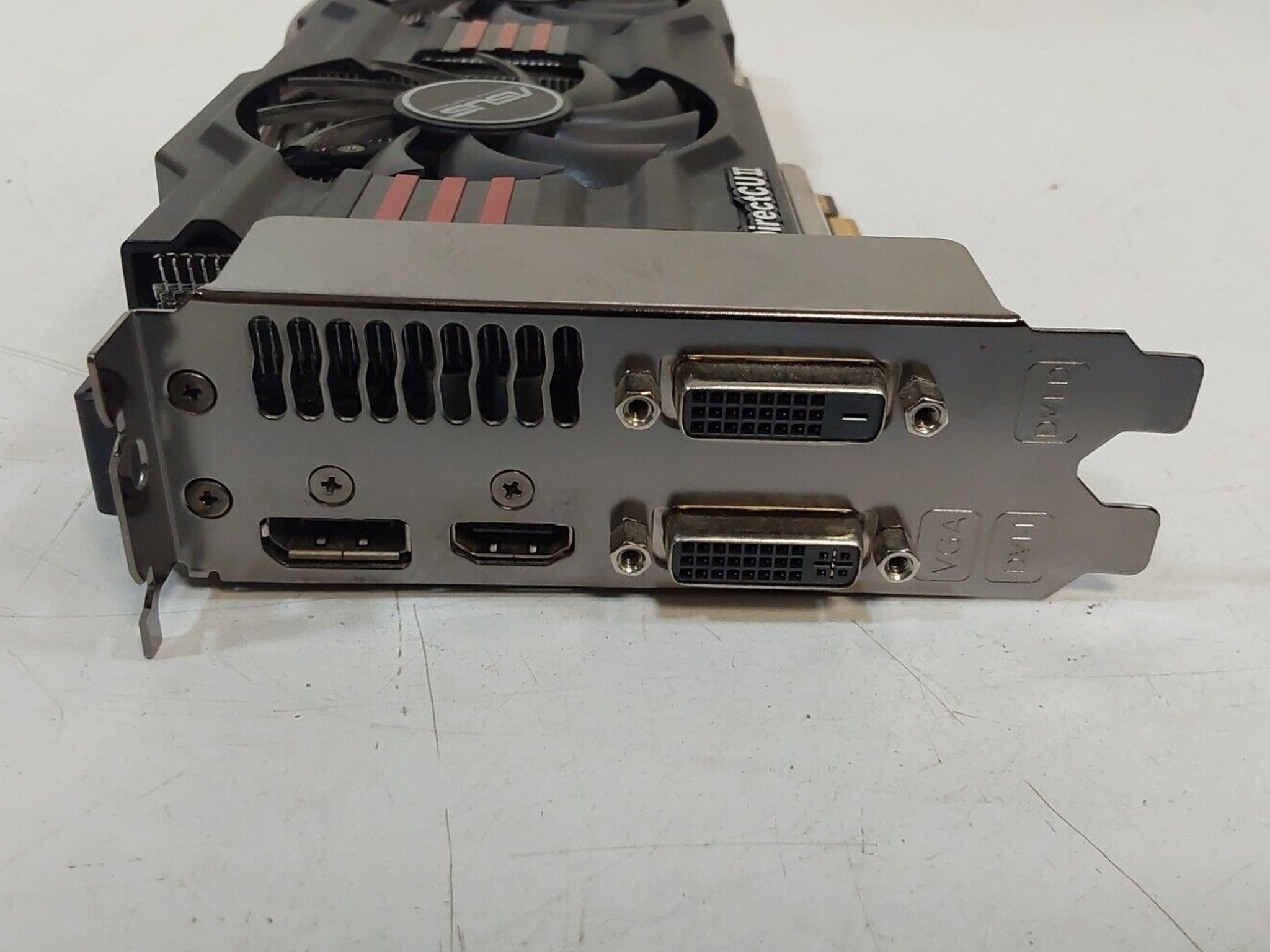 ASUS DirectCU II GTX 660 GPU