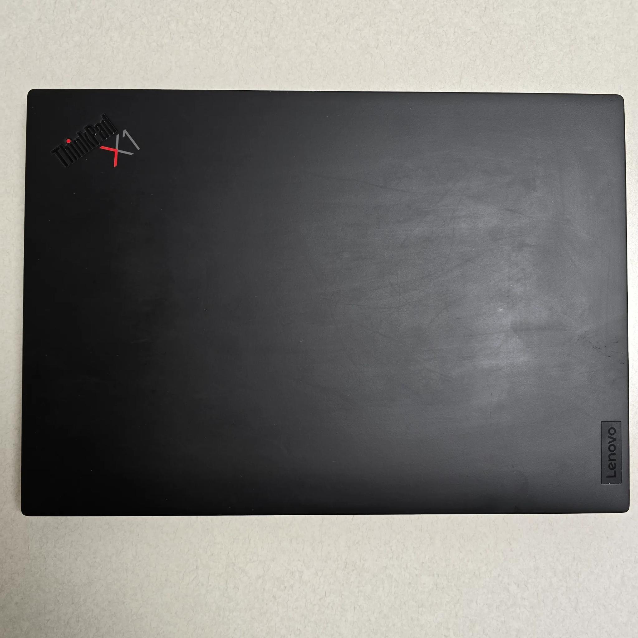 Lenovo ThinkPad X1 Carbon Gen 9 Intel i5 11th gen 2.4Ghz 256GB SSD 16GB Ram