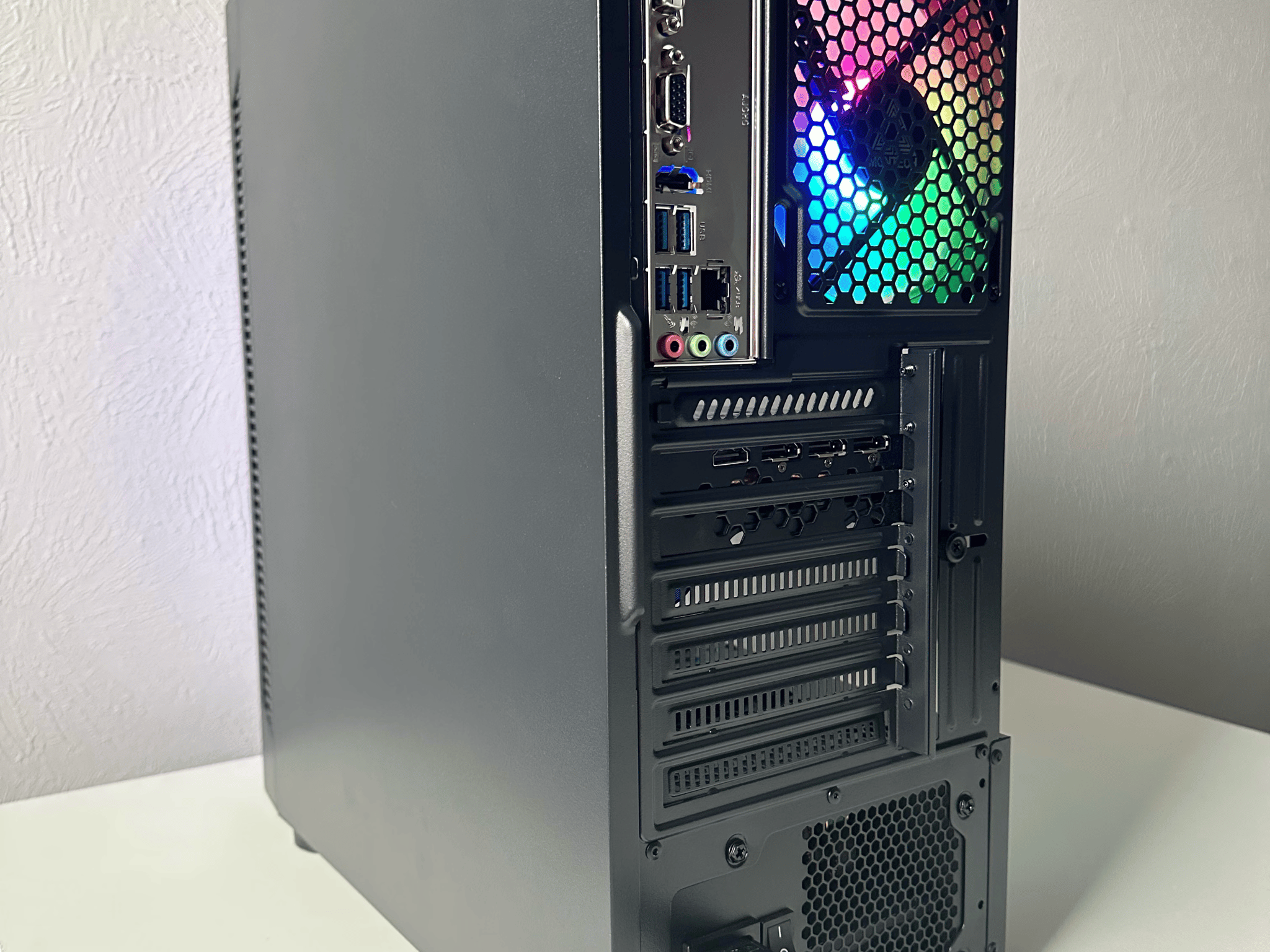 "Lunar" RTX 3060 + Ryzen 5 3600, 16gb RAM Gaming PC