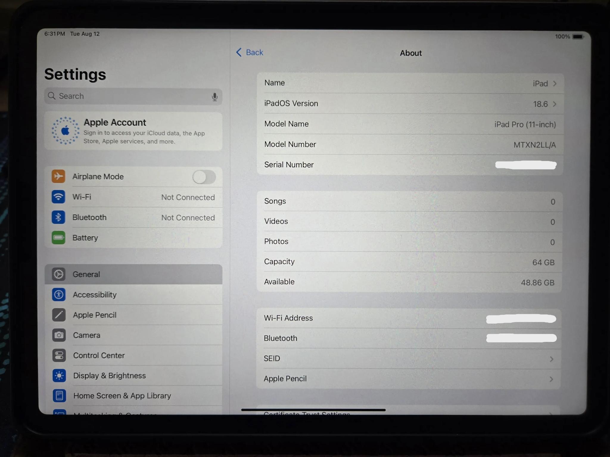 iPad Pro Gen 1 (11-inch) (+Accessories)