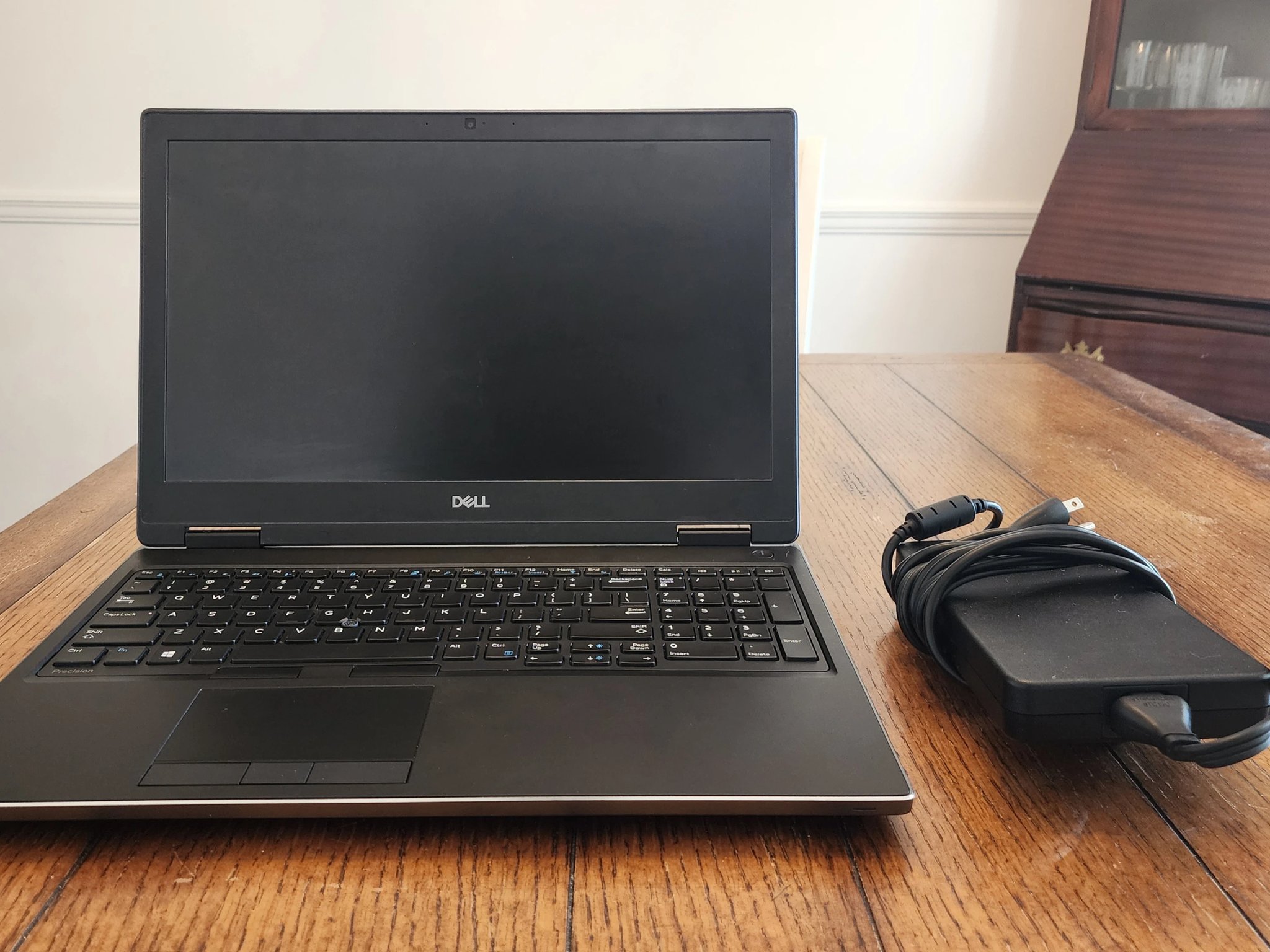 Dell Precision 7530 Workstation Laptop | i7-8850H | 56Gb DDR4 2400 | 512Gb NVMe | Quadro P1000 4Gb