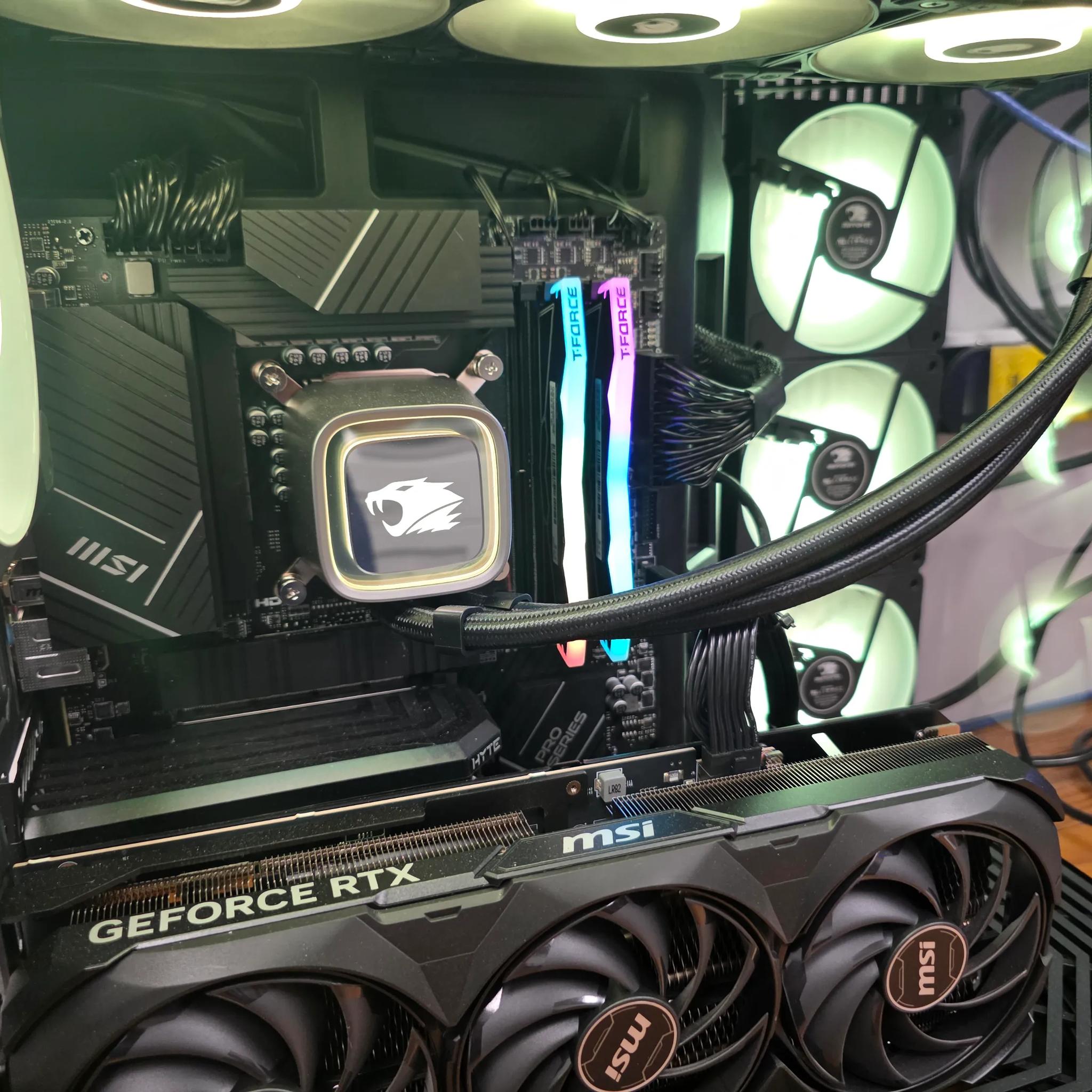 1440p Gaming PC Computer (RTX 4070 TI SUPER, I9 14900KF, 32gb ddr5, 2 tb m.2)