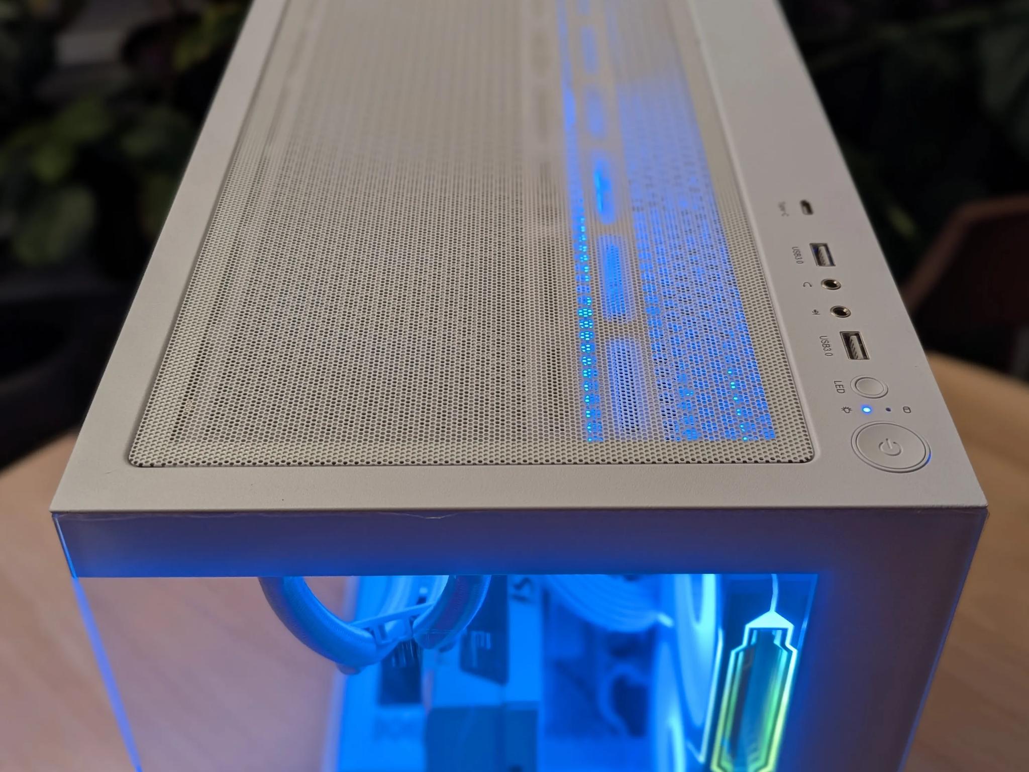 🐺 Wulfric | 5080 | 9800X3D | Whiteout Gaming Beast | 32GB DDR5 | 2TB +1 TB NVMe