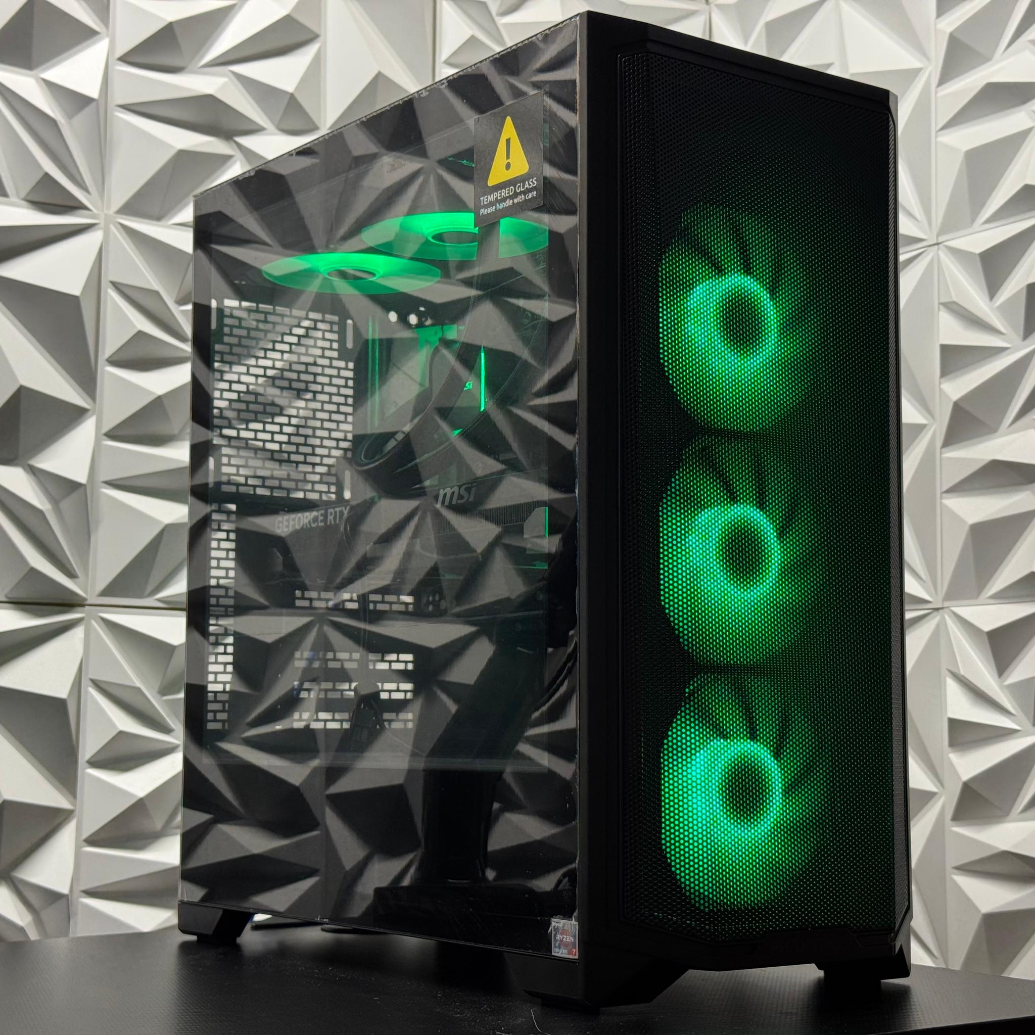 RTX 5060 Ti / Ryzen 7 5800x / 64GB RAM / 1TB SSD / Liquid cooled system / creator pc