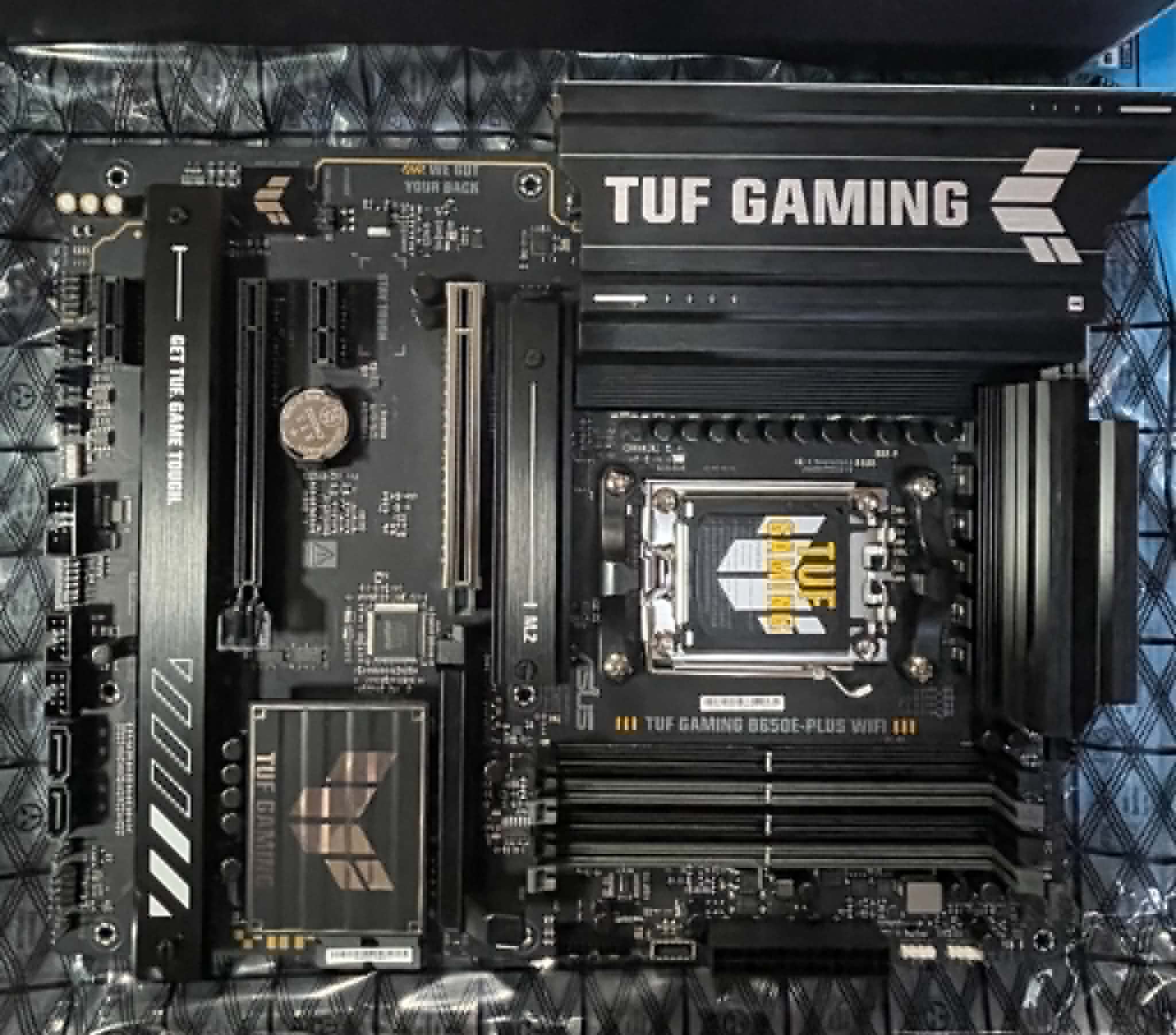 Asus Tuf Gaming B650E-Plus WiFi, Flare X5 32gb Ram (2x16gb), Samsung 980 Pro 2TB Nvme