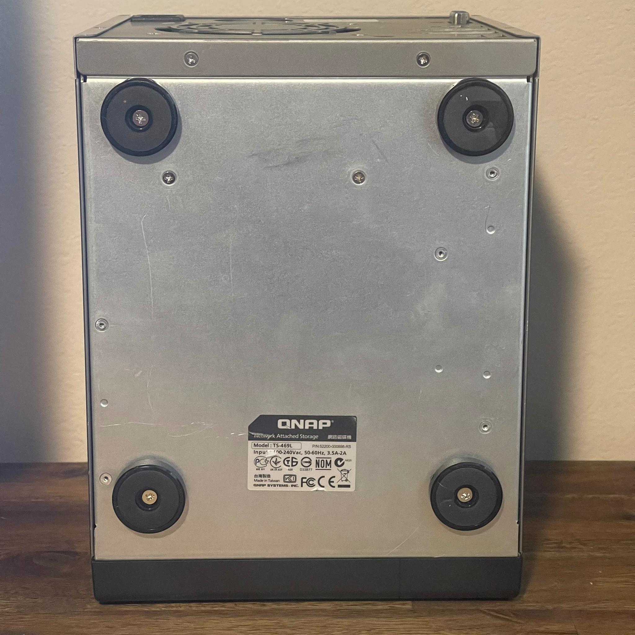QNAP TS-469L 4TB 4x1TB NAS