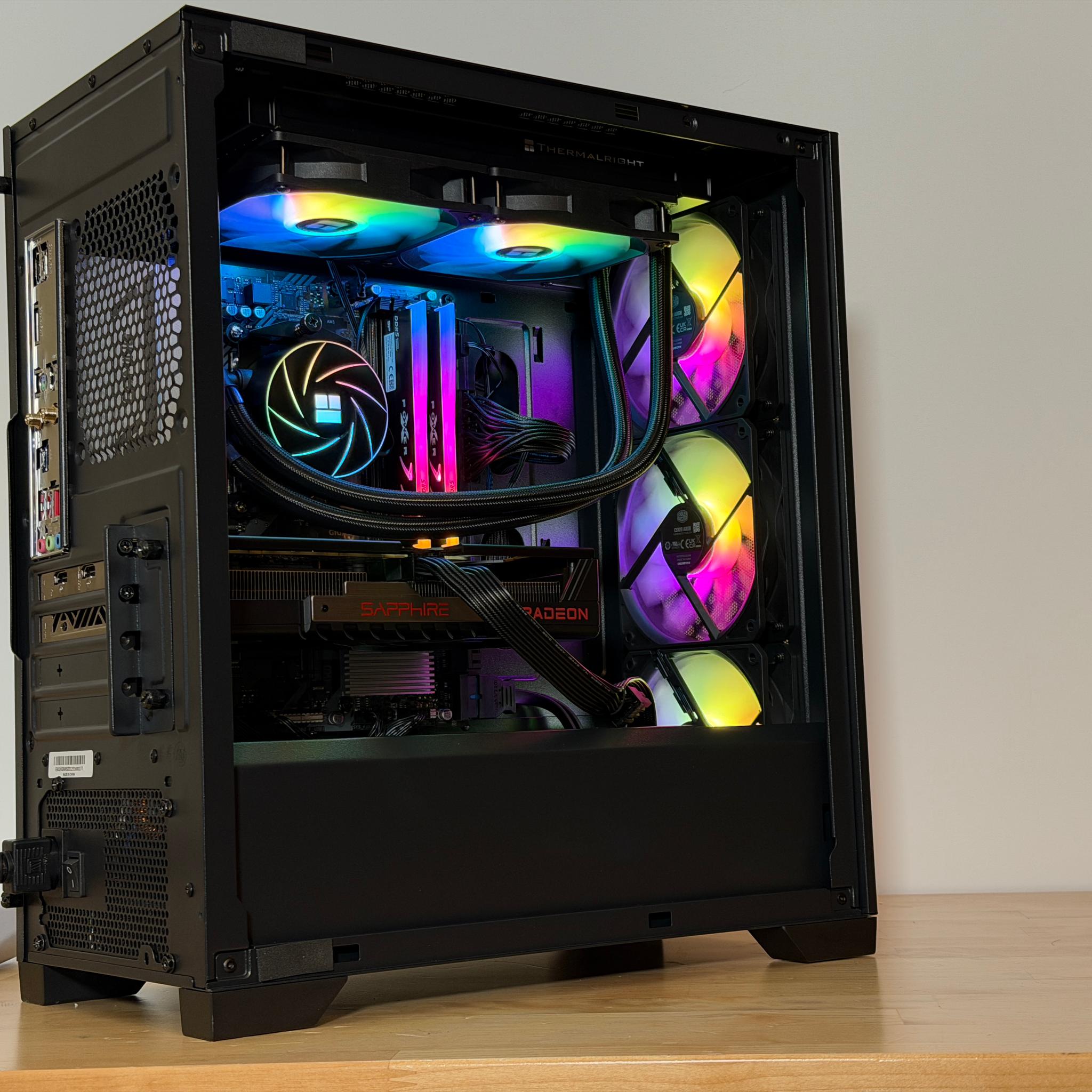 RX 9060XT Ryzen 7 7700x Gaming PC